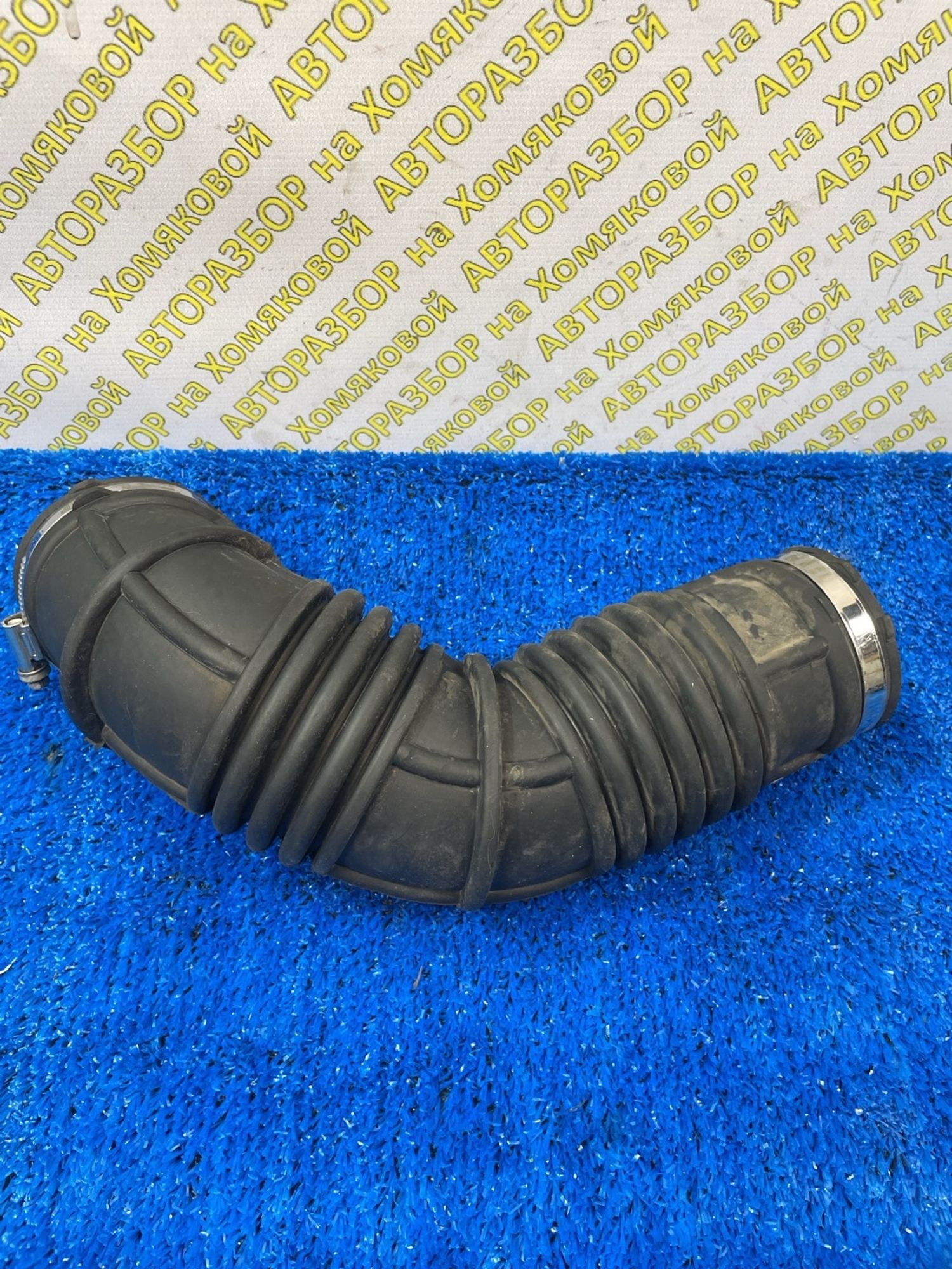 https://ycs.partsauto.market/partsauto-images/thmbs/userImages/f92b14355489e3b224da6399a17e0798/part/19a8ada3-e9d2-438e-b161-bcf12a14c9f3_1789309269210.jpg