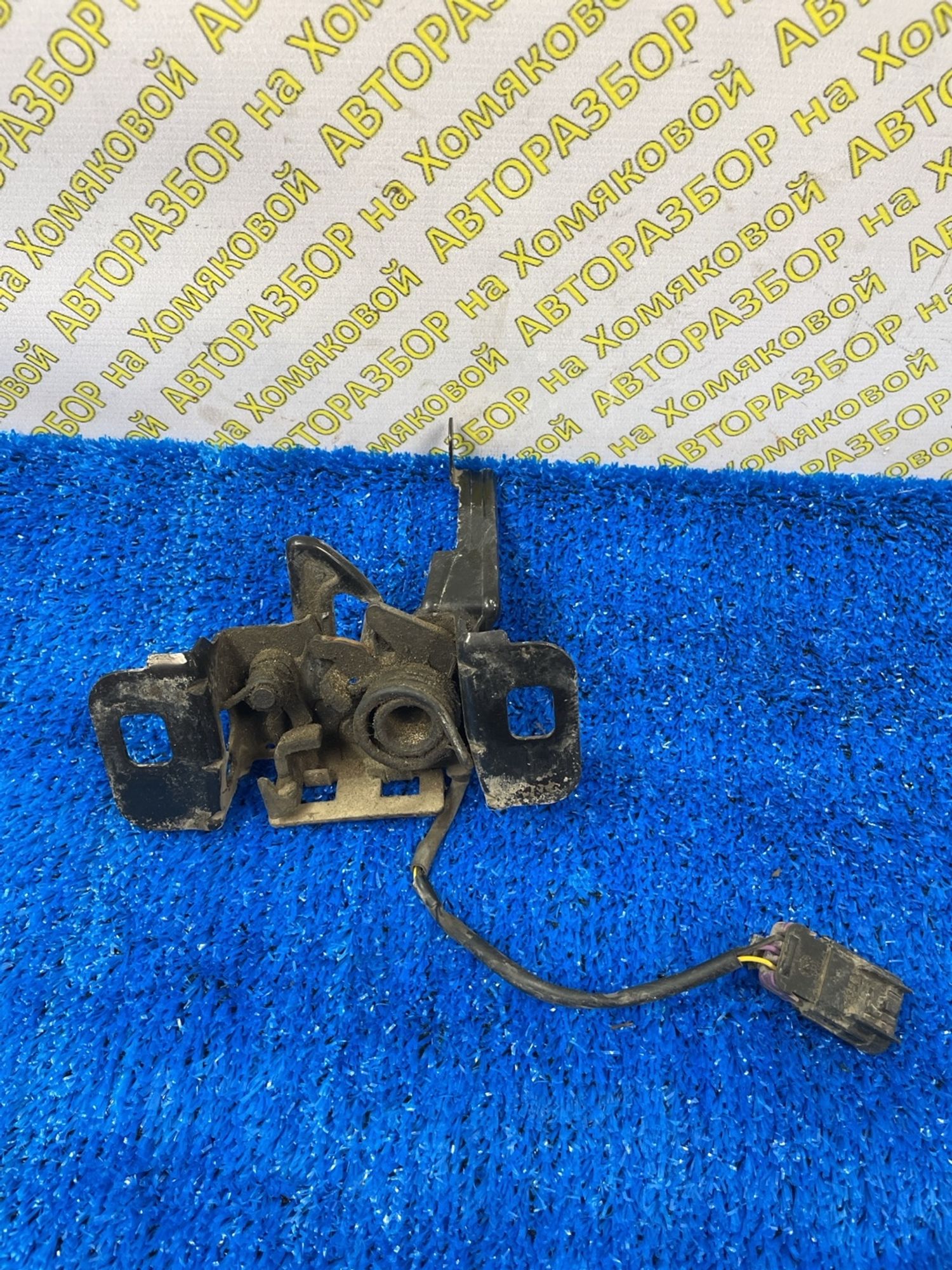 https://ycs.partsauto.market/partsauto-images/thmbs/userImages/f92b14355489e3b224da6399a17e0798/part/22d95eb5-6e5e-4793-a4ef-bddb0f0763a3_1788509932741.jpg