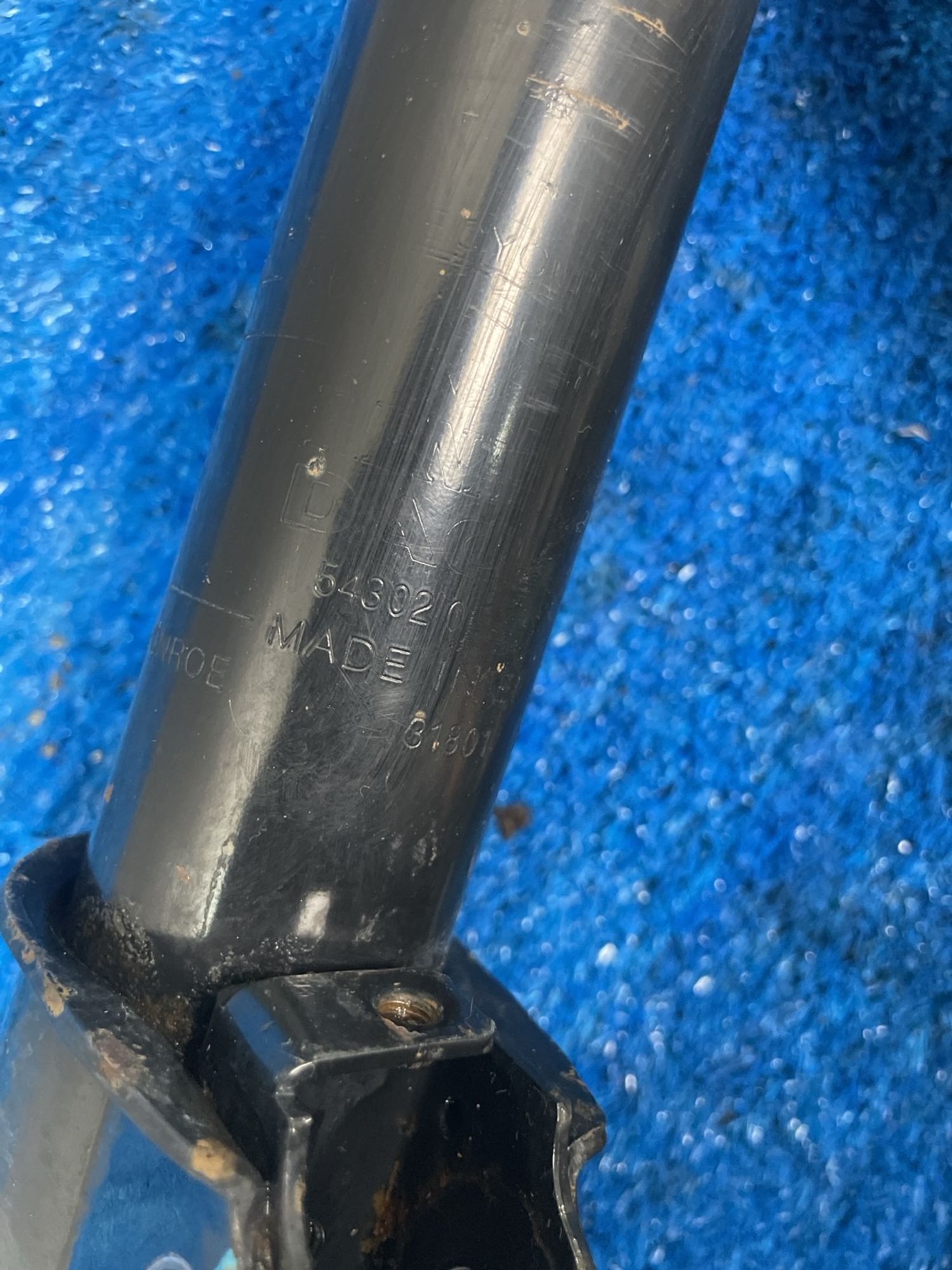 https://ycs.partsauto.market/partsauto-images/thmbs/userImages/f92b14355489e3b224da6399a17e0798/part/2e5ec578-7688-4b26-8f47-7aab6cc25a8f_1778748673757.jpg
