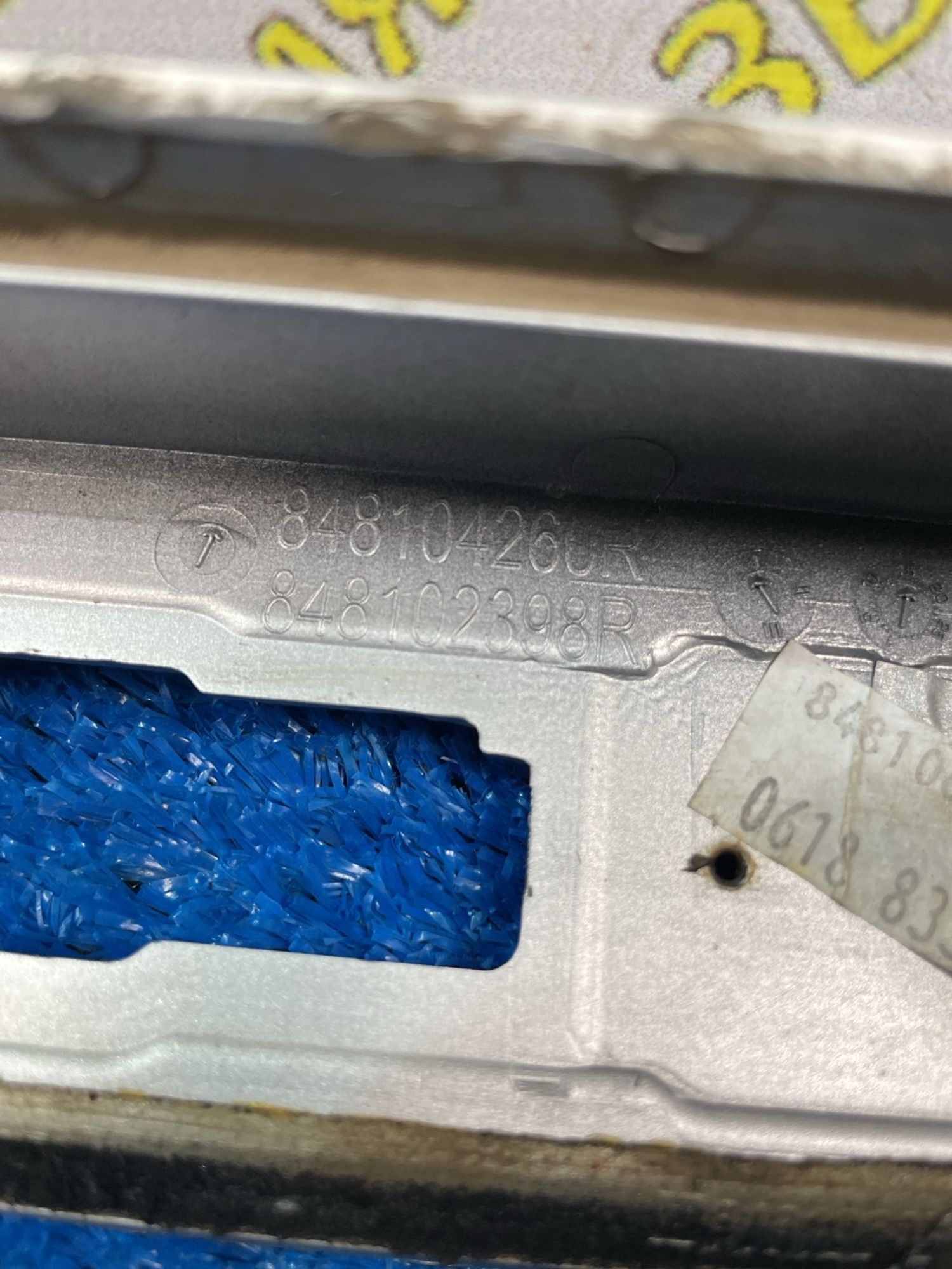 https://ycs.partsauto.market/partsauto-images/thmbs/userImages/f92b14355489e3b224da6399a17e0798/part/2f825686-11ad-4a92-aaf7-bbd276a9e909_1778674064225.jpg