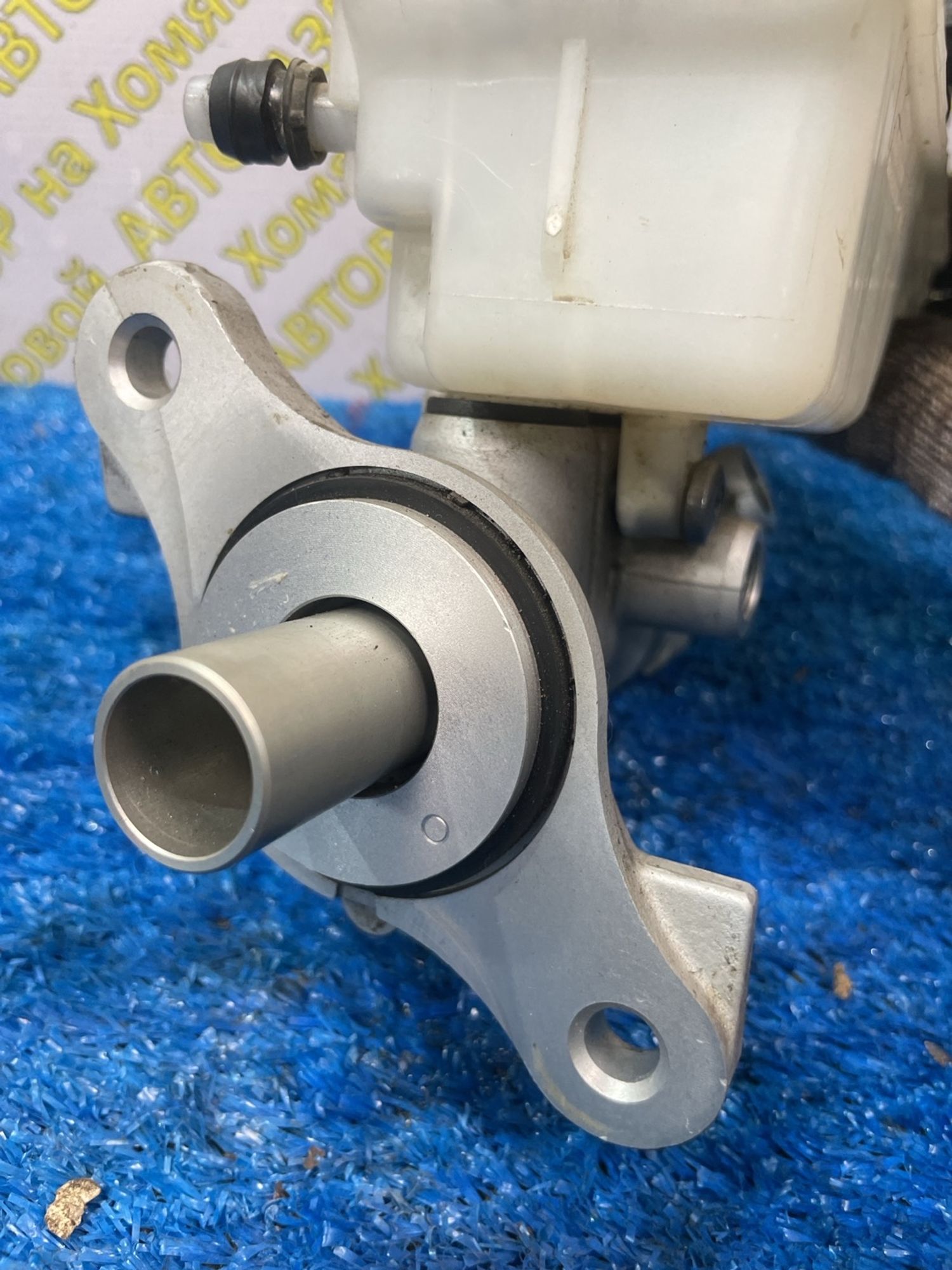 https://ycs.partsauto.market/partsauto-images/thmbs/userImages/f92b14355489e3b224da6399a17e0798/part/382fc89e-ee06-47c4-8eb3-52957351d0e2_1778843966062.jpg