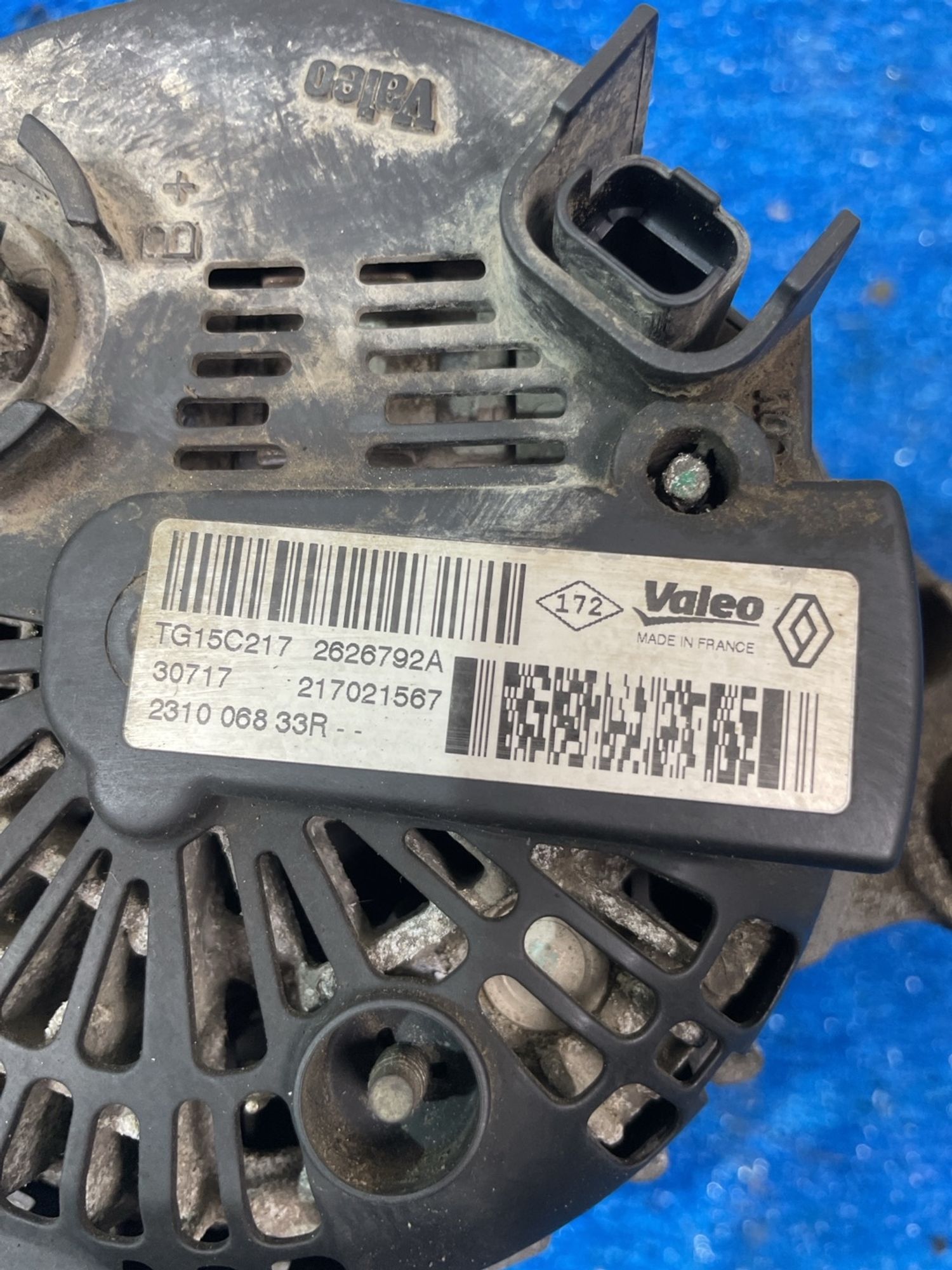 https://ycs.partsauto.market/partsauto-images/thmbs/userImages/f92b14355489e3b224da6399a17e0798/part/3c15faf8-9c16-4ddc-bdf0-b2e243c88c76_1774866778547.jpg