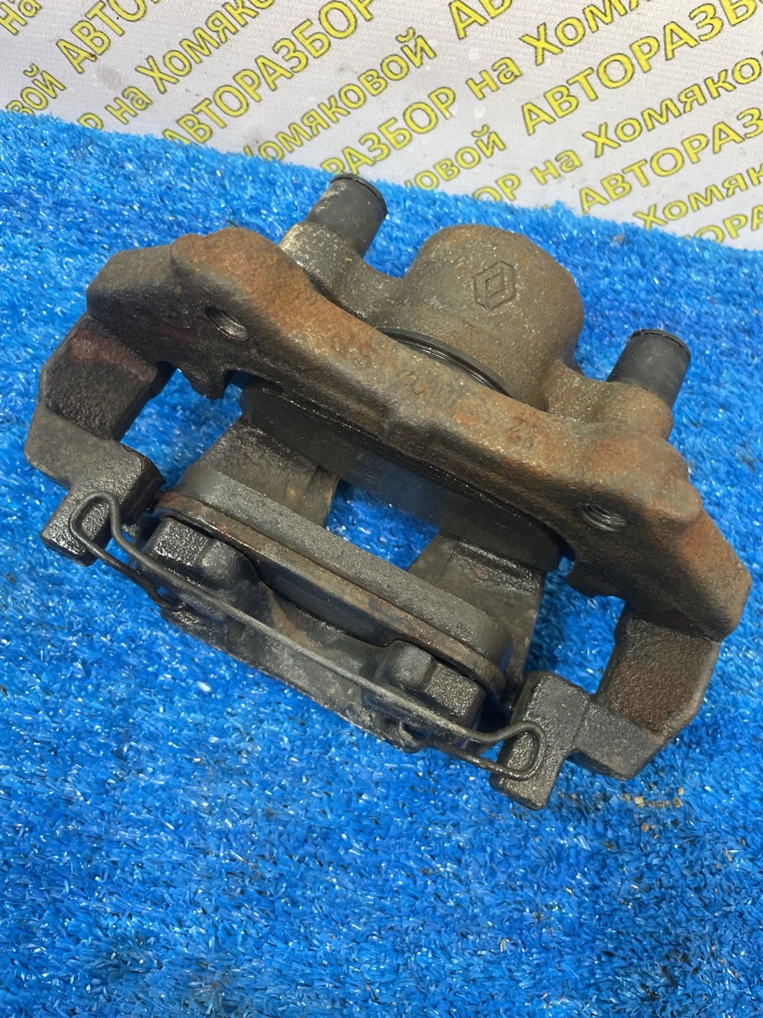 https://ycs.partsauto.market/partsauto-images/thmbs/userImages/f92b14355489e3b224da6399a17e0798/part/3f32e517-f55e-4af8-9ef1-ec52ee9ad426_1778747460642.jpg