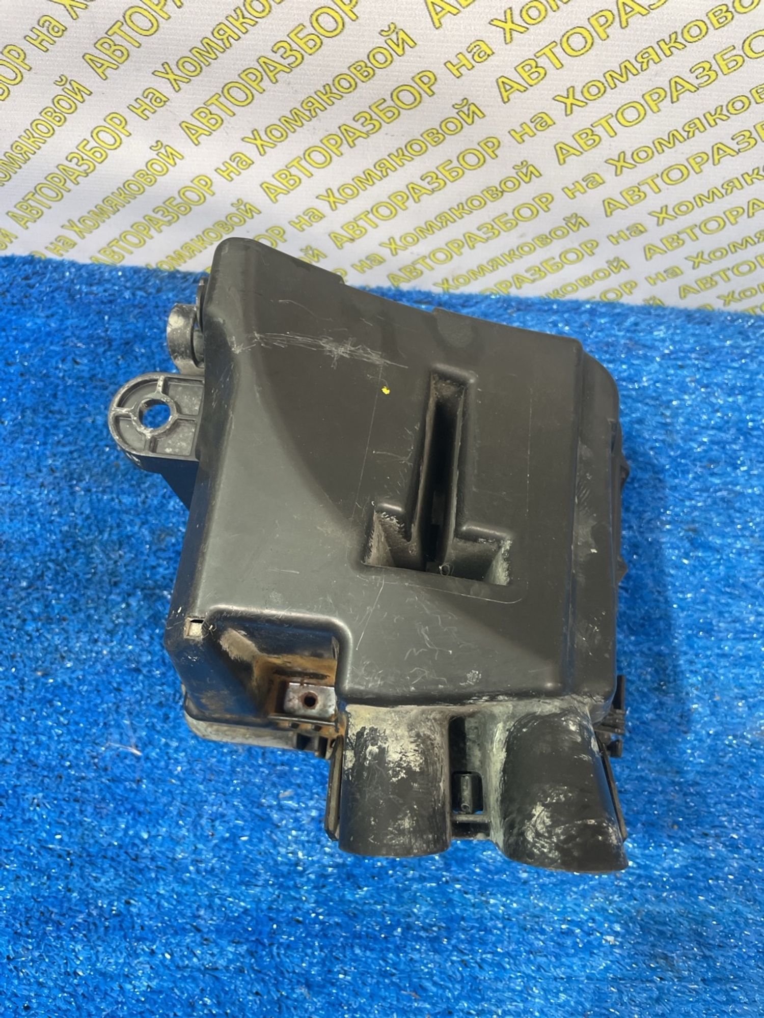 https://ycs.partsauto.market/partsauto-images/thmbs/userImages/f92b14355489e3b224da6399a17e0798/part/3f58447c-6a12-40db-8a6e-0bc9ab56acae_1774857664982.jpg