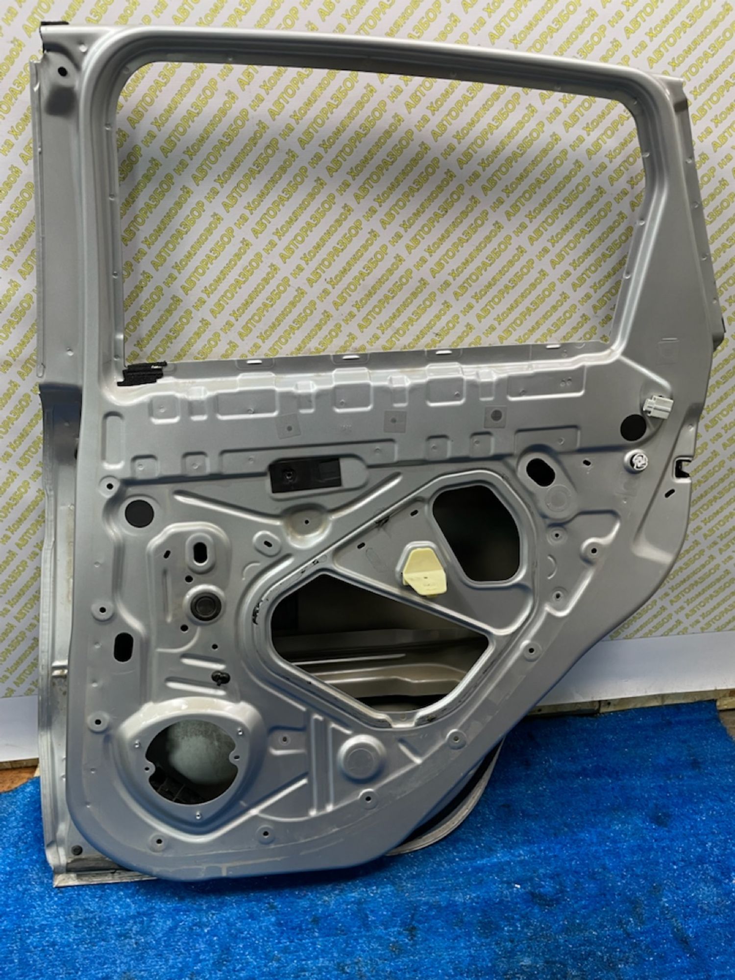 https://ycs.partsauto.market/partsauto-images/thmbs/userImages/f92b14355489e3b224da6399a17e0798/part/485999ac-d445-4afa-a0b2-c62ba1b1b914_1778667297246.jpg