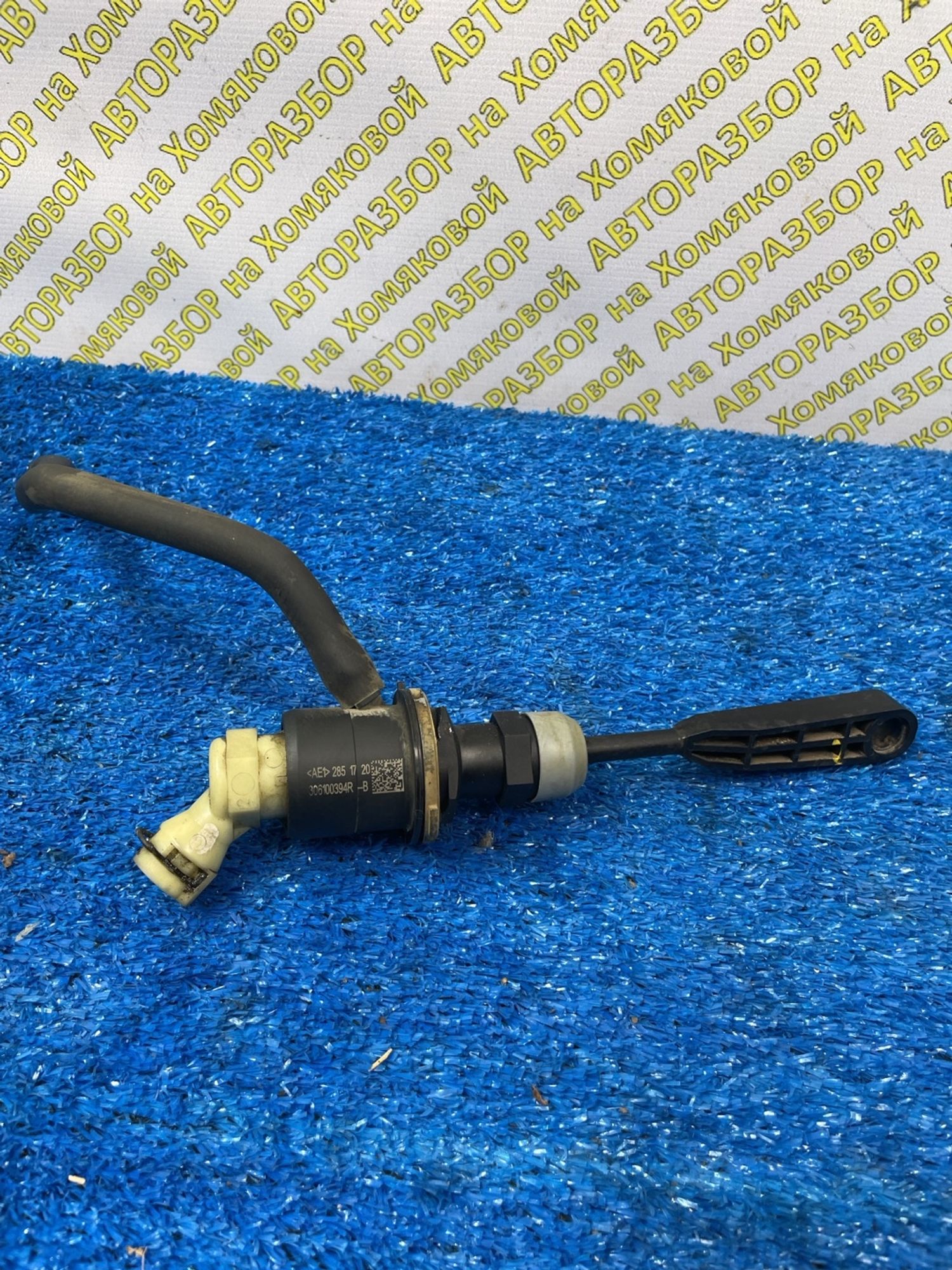 https://ycs.partsauto.market/partsauto-images/thmbs/userImages/f92b14355489e3b224da6399a17e0798/part/4d32b200-3f8d-46af-8eca-ae2807dc1875_1774862437993.jpg