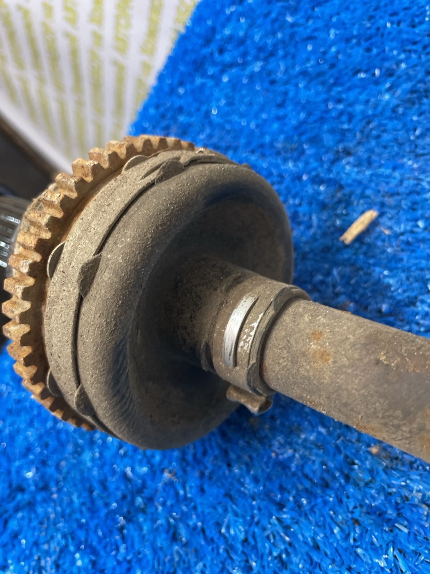 https://ycs.partsauto.market/partsauto-images/thmbs/userImages/f92b14355489e3b224da6399a17e0798/part/53d237ca-1443-4b0b-9d9f-ec2bc6c413e3_1775031275674.jpg