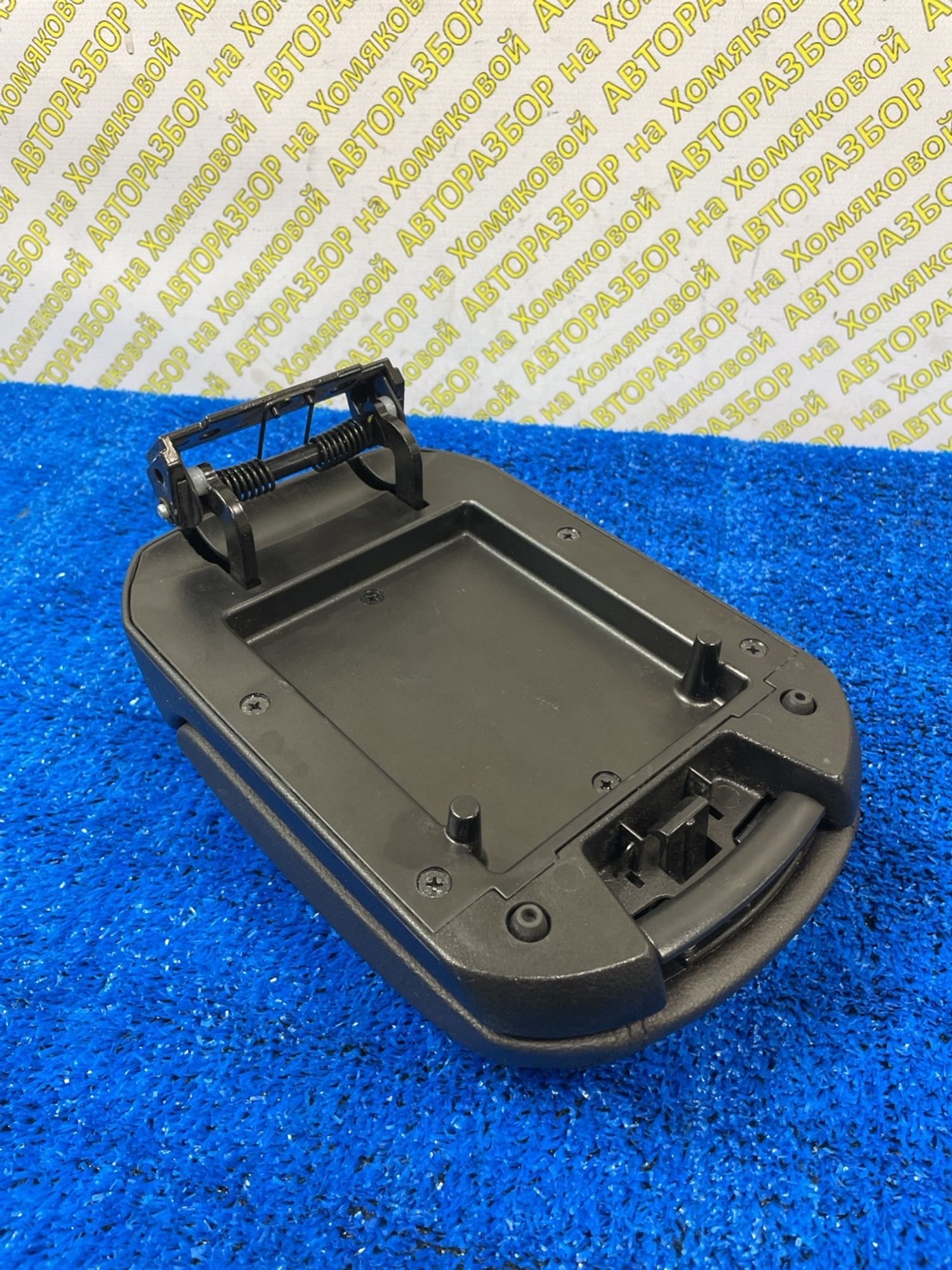https://ycs.partsauto.market/partsauto-images/thmbs/userImages/f92b14355489e3b224da6399a17e0798/part/56f26364-1f70-4d6e-bce7-b2d280b019f1_1789036107870.jpg