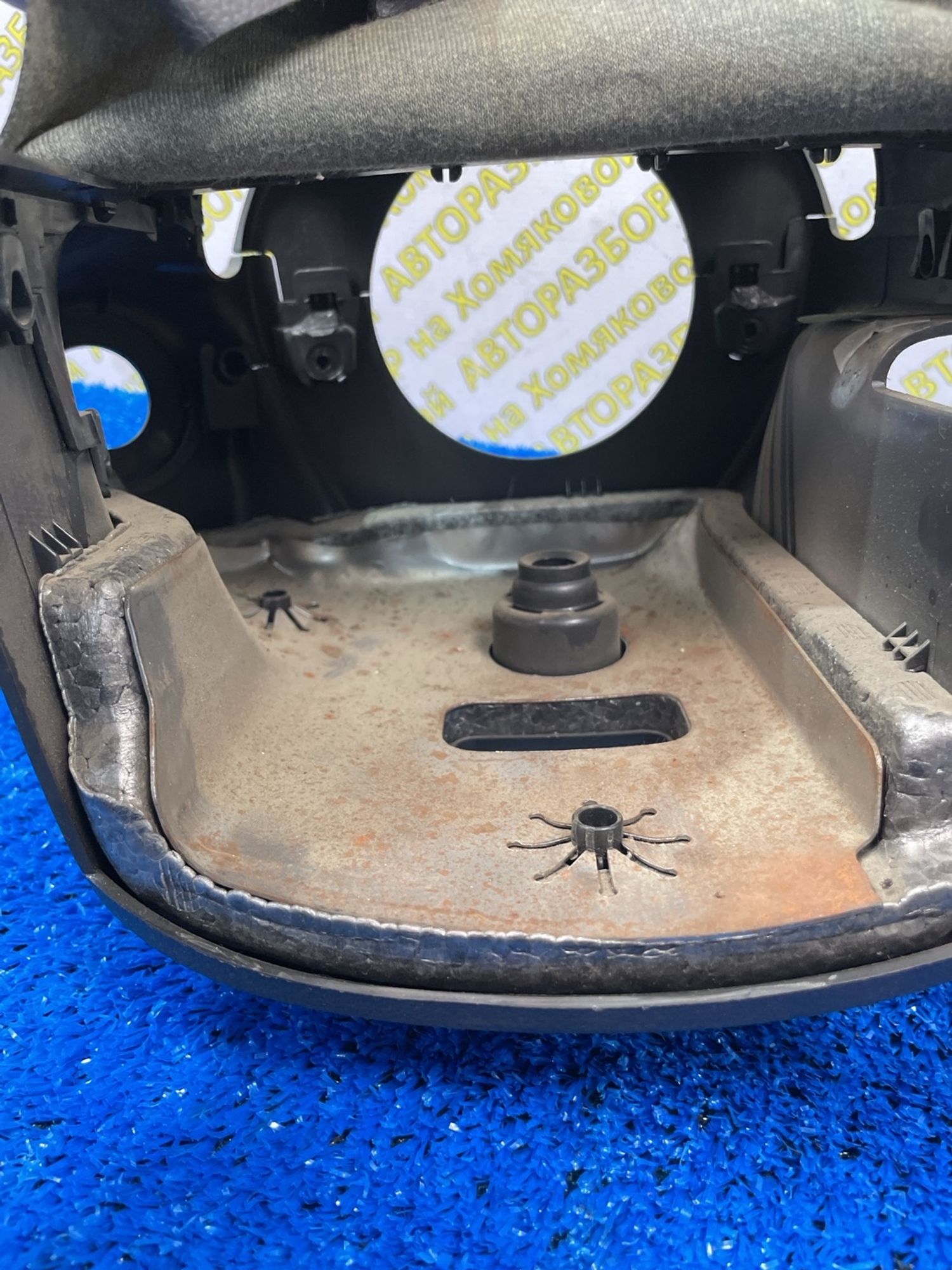 https://ycs.partsauto.market/partsauto-images/thmbs/userImages/f92b14355489e3b224da6399a17e0798/part/57b2b994-f8a5-4812-810f-d086d26eb7a8_1789041320720.jpg