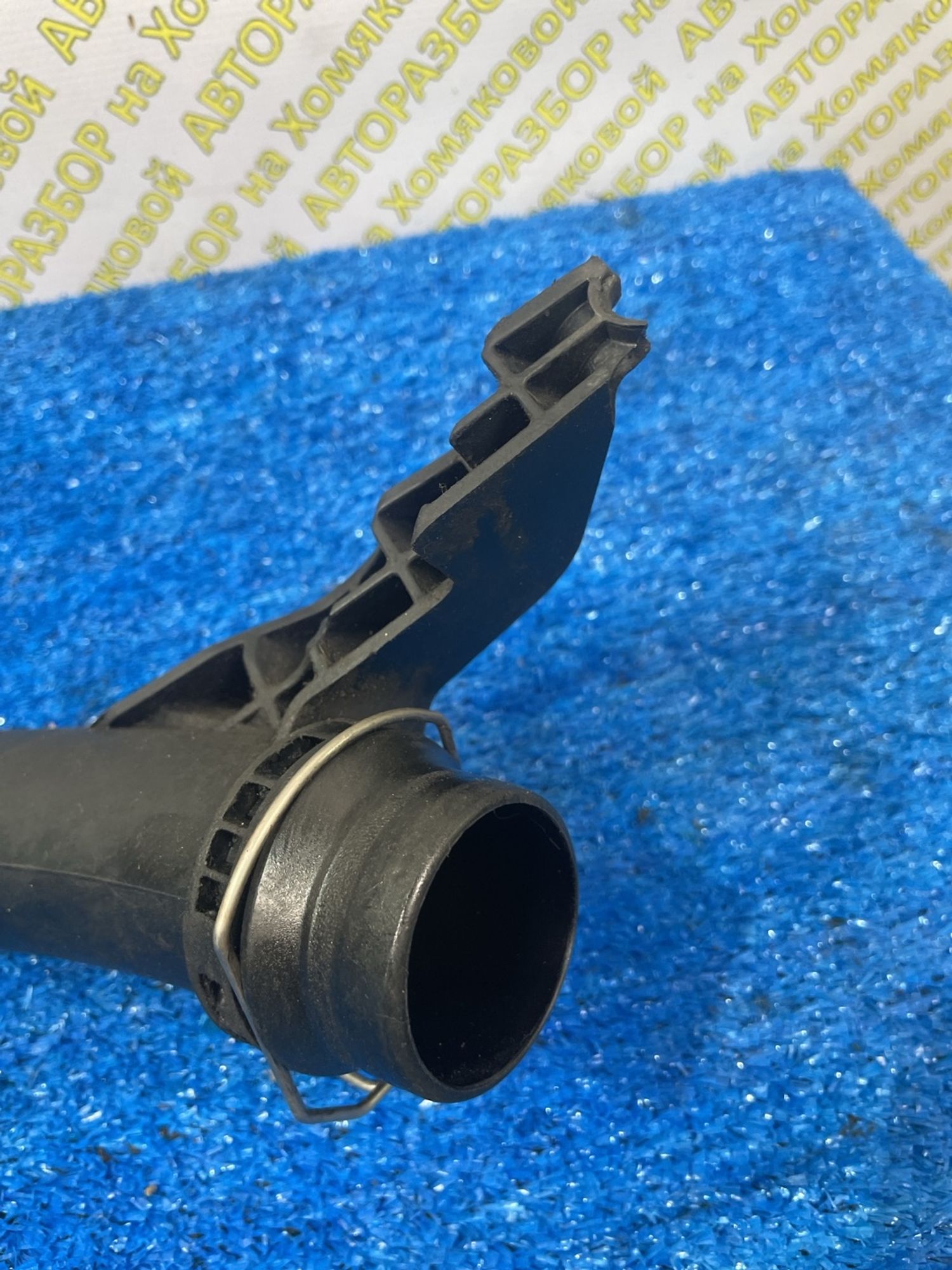 https://ycs.partsauto.market/partsauto-images/thmbs/userImages/f92b14355489e3b224da6399a17e0798/part/57cccdf5-39d6-4241-bd4f-0a04a2efb88c_1774858466559.jpg