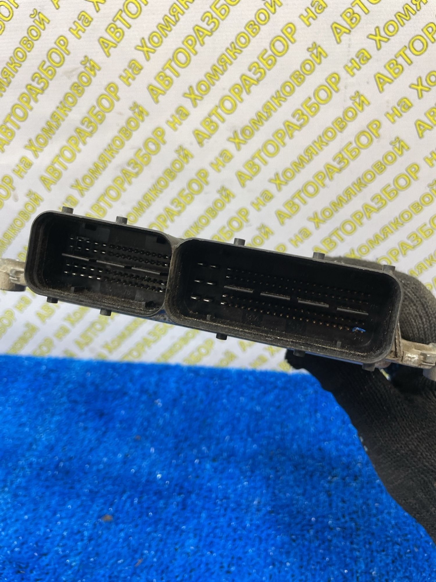 https://ycs.partsauto.market/partsauto-images/thmbs/userImages/f92b14355489e3b224da6399a17e0798/part/5a1d09bd-bbcd-484b-9e77-78d83faca4eb_1788511804688.jpg
