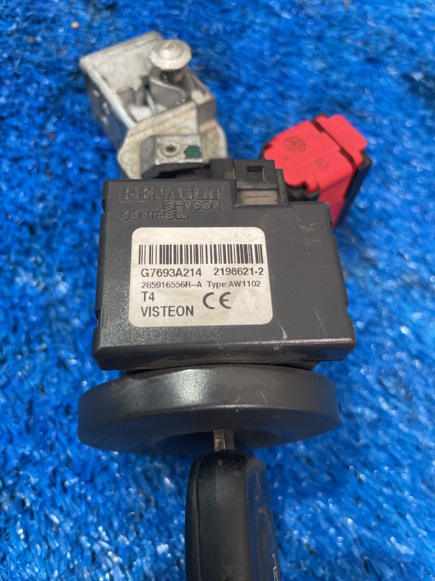 https://ycs.partsauto.market/partsauto-images/thmbs/userImages/f92b14355489e3b224da6399a17e0798/part/61ea9df9-b0e5-4eef-afa5-644bab1dea29_1775123033019.jpg