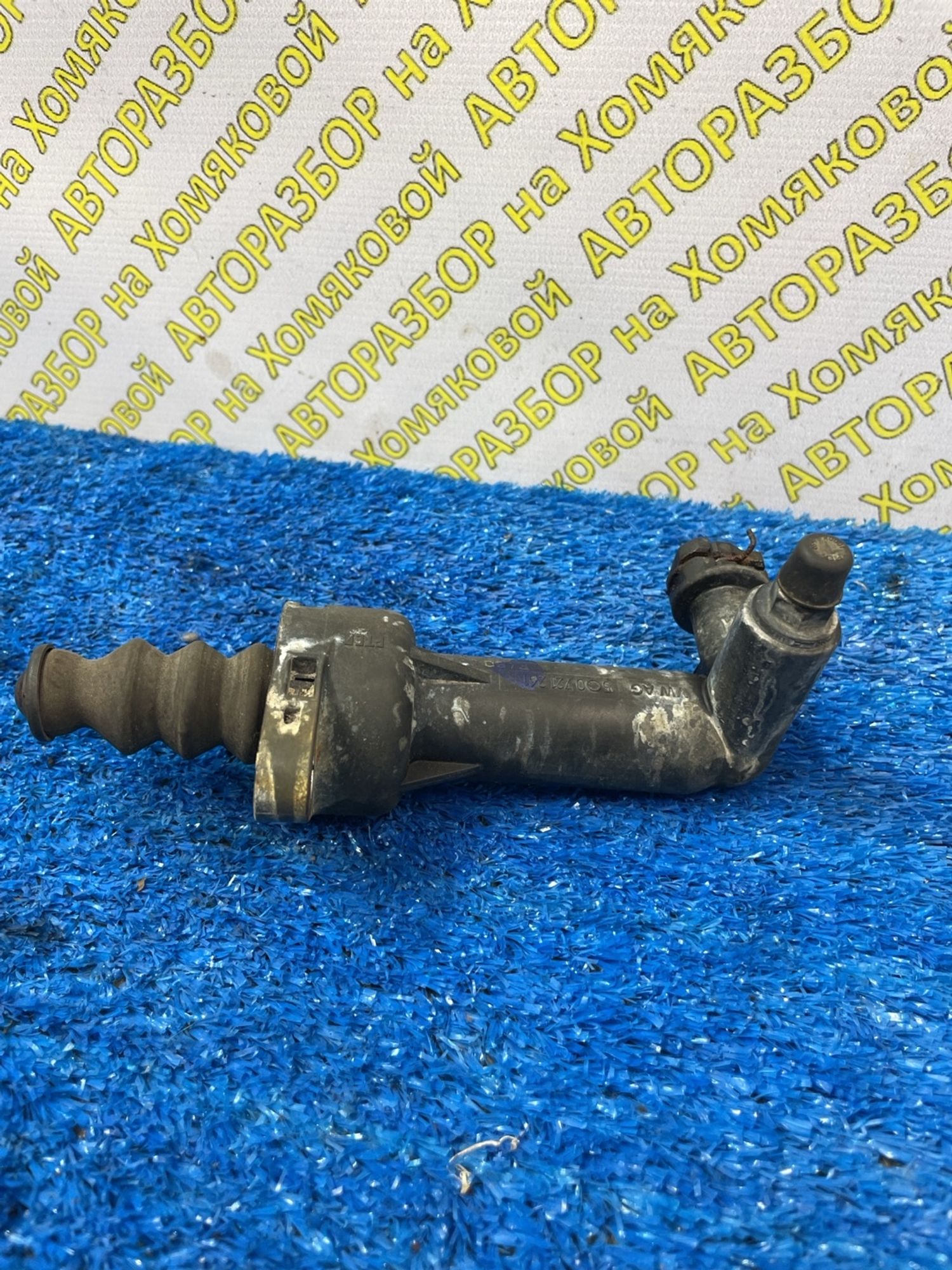 https://ycs.partsauto.market/partsauto-images/thmbs/userImages/f92b14355489e3b224da6399a17e0798/part/69923b85-e95b-4607-88c5-ac44bf60d918_1777291891362.jpg