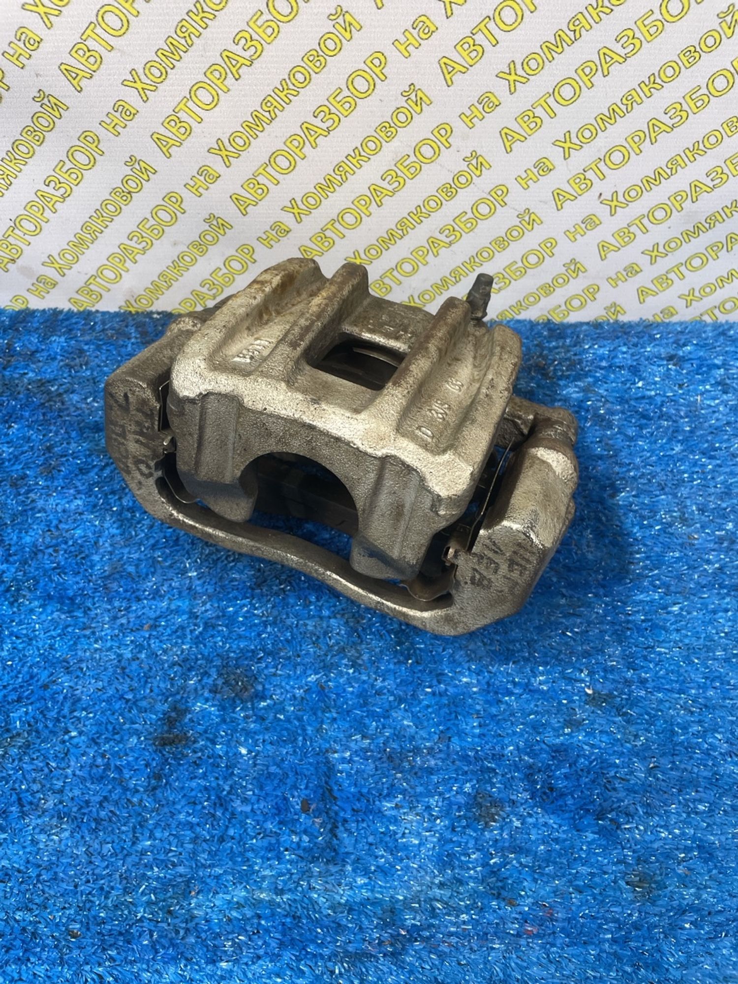 https://ycs.partsauto.market/partsauto-images/thmbs/userImages/f92b14355489e3b224da6399a17e0798/part/6f23068f-8ac7-417c-be54-df0c71a2a044_1778498211031.jpg