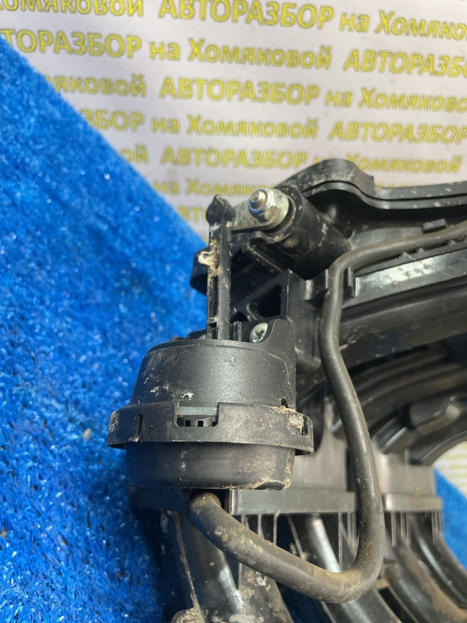 https://ycs.partsauto.market/partsauto-images/thmbs/userImages/f92b14355489e3b224da6399a17e0798/part/734676e3-53fe-4726-92f2-844486e0bfd3_1779347280888.jpg