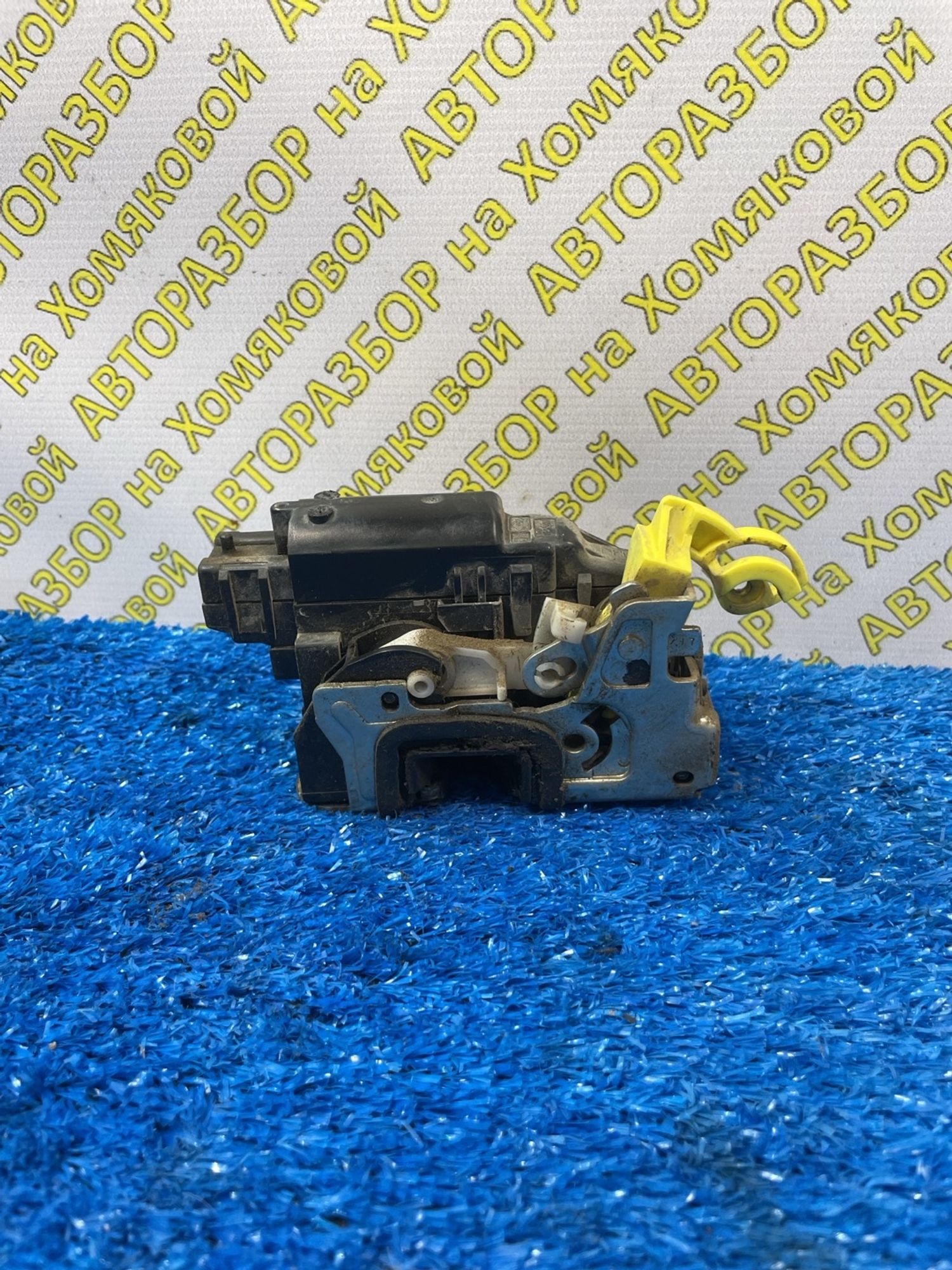 https://ycs.partsauto.market/partsauto-images/thmbs/userImages/f92b14355489e3b224da6399a17e0798/part/7414af0b-4b1d-479d-ad7d-e2fa10293fb6_1774442478783.jpg