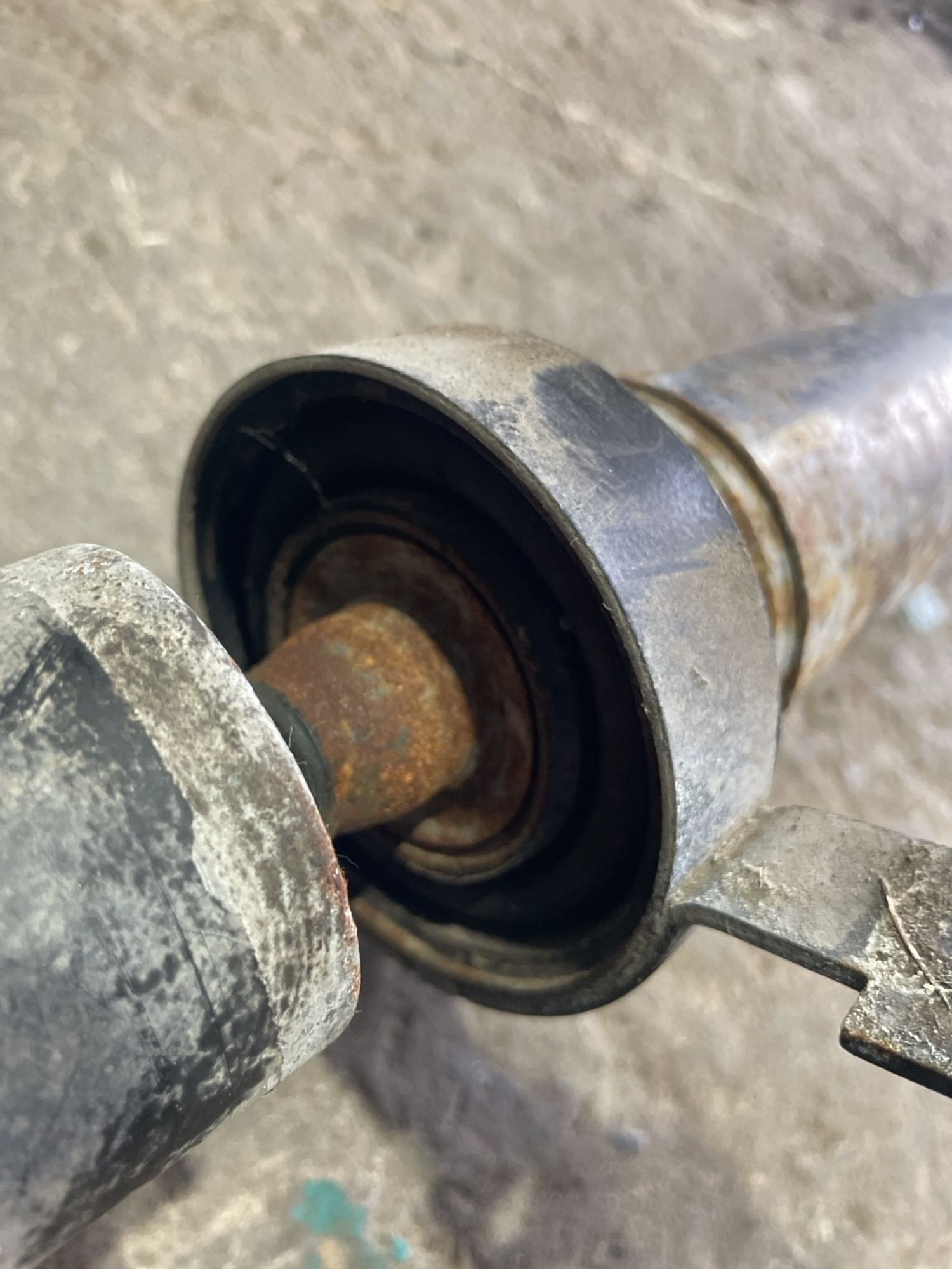 https://ycs.partsauto.market/partsauto-images/thmbs/userImages/f92b14355489e3b224da6399a17e0798/part/74183be1-39dd-4461-a954-61b0158454a7_1774871724006.jpg