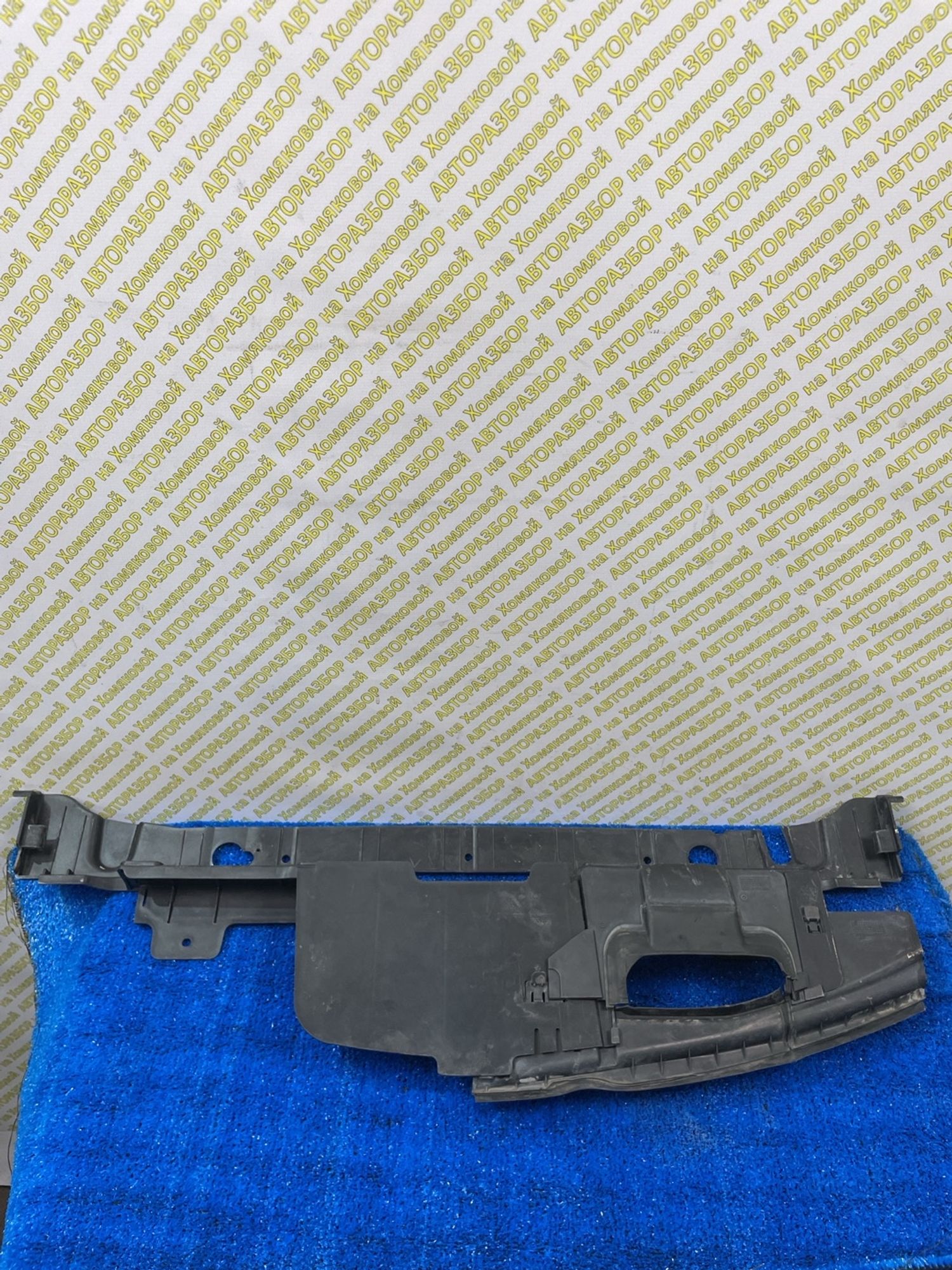 https://ycs.partsauto.market/partsauto-images/thmbs/userImages/f92b14355489e3b224da6399a17e0798/part/74500a4b-5ecc-4b67-bffa-555518c10951_1789308526716.jpg