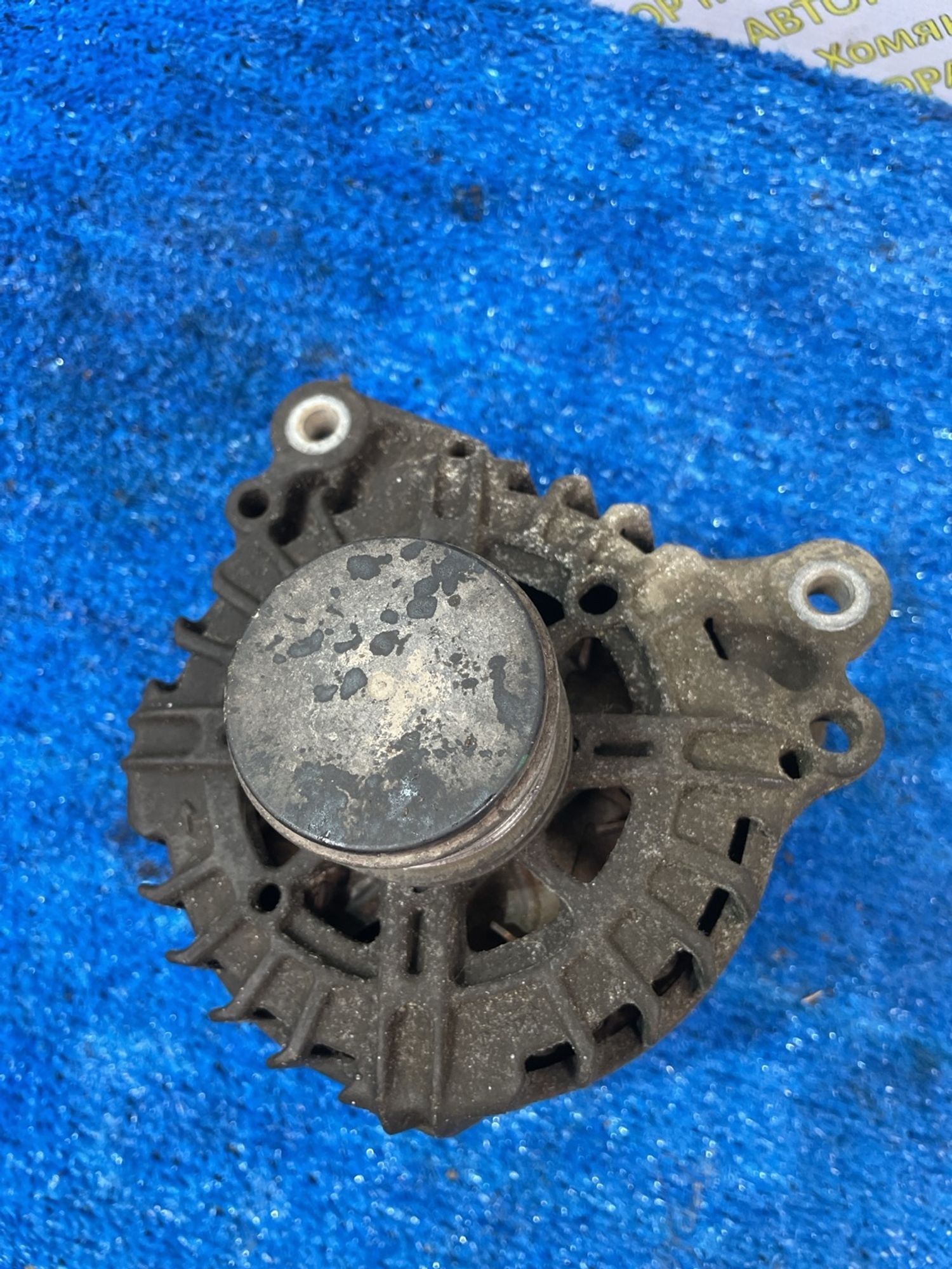 https://ycs.partsauto.market/partsauto-images/thmbs/userImages/f92b14355489e3b224da6399a17e0798/part/7801058b-cc31-457a-834e-b0d8f17ba02e_1774866780257.jpg