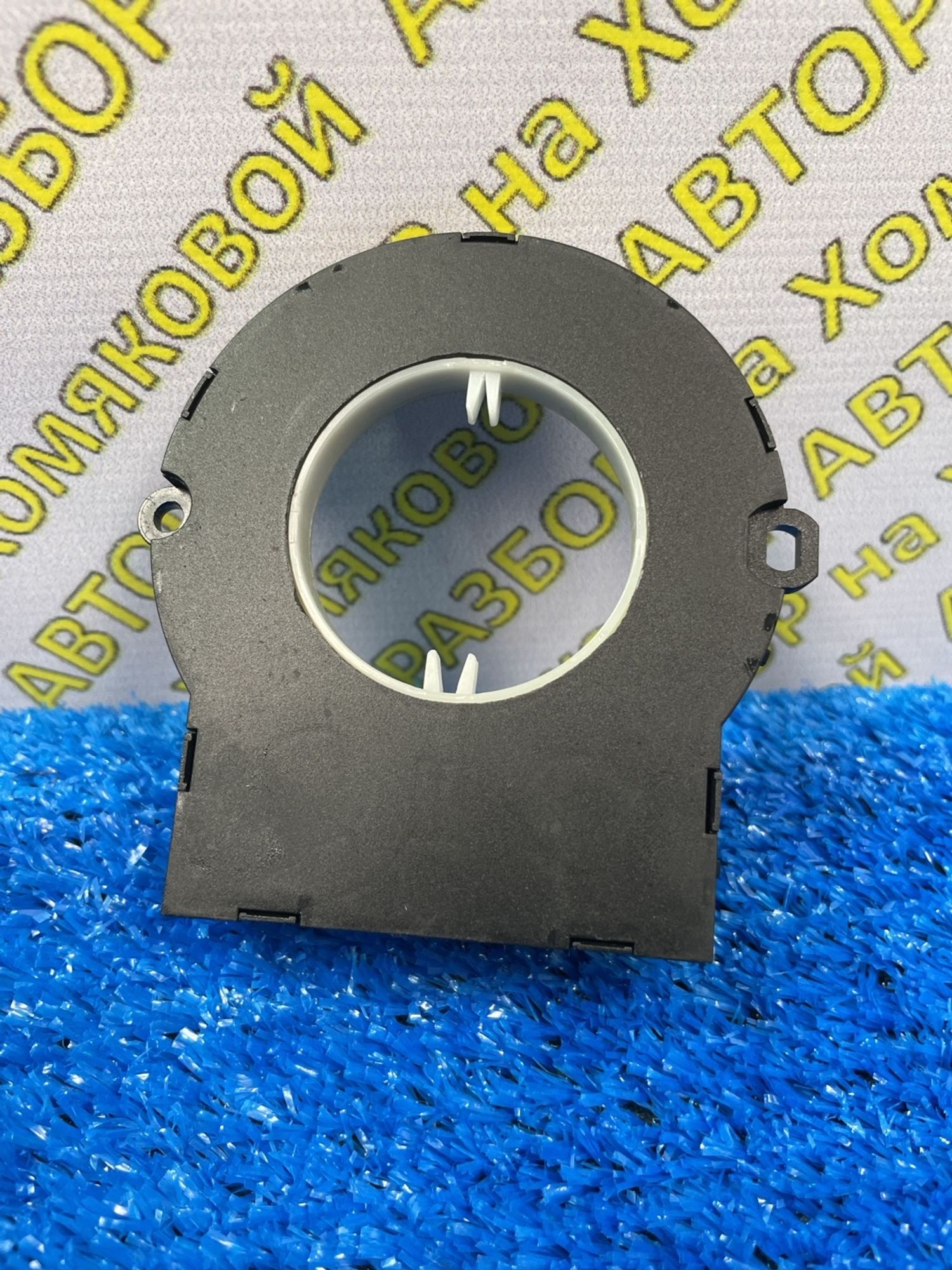 https://ycs.partsauto.market/partsauto-images/thmbs/userImages/f92b14355489e3b224da6399a17e0798/part/79fe615f-95a8-4cbb-8637-fc43ca7c5a66_1772619647333.jpg
