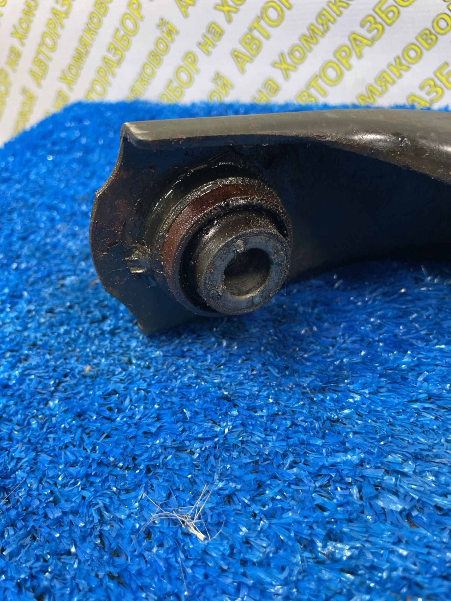 https://ycs.partsauto.market/partsauto-images/thmbs/userImages/f92b14355489e3b224da6399a17e0798/part/7ef8af0a-cb7e-4564-8773-f99bfb70ed8f_1774863077507.jpg