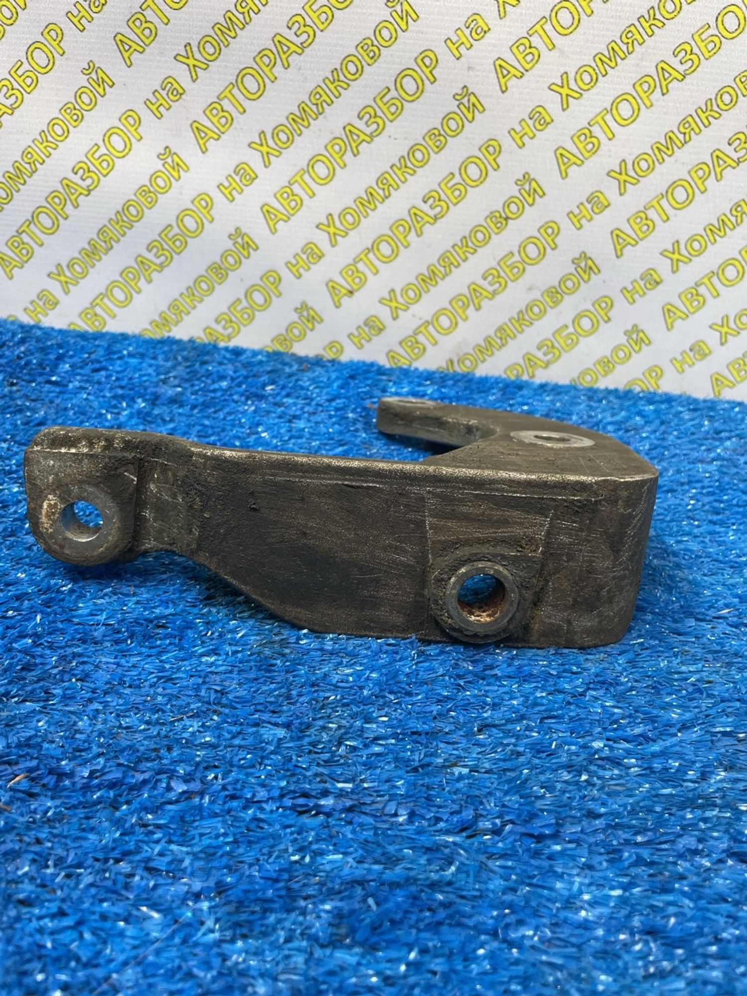 https://ycs.partsauto.market/partsauto-images/thmbs/userImages/f92b14355489e3b224da6399a17e0798/part/898d9da8-63af-4dbe-865d-86501ee4ec2c_1775643001858.jpg