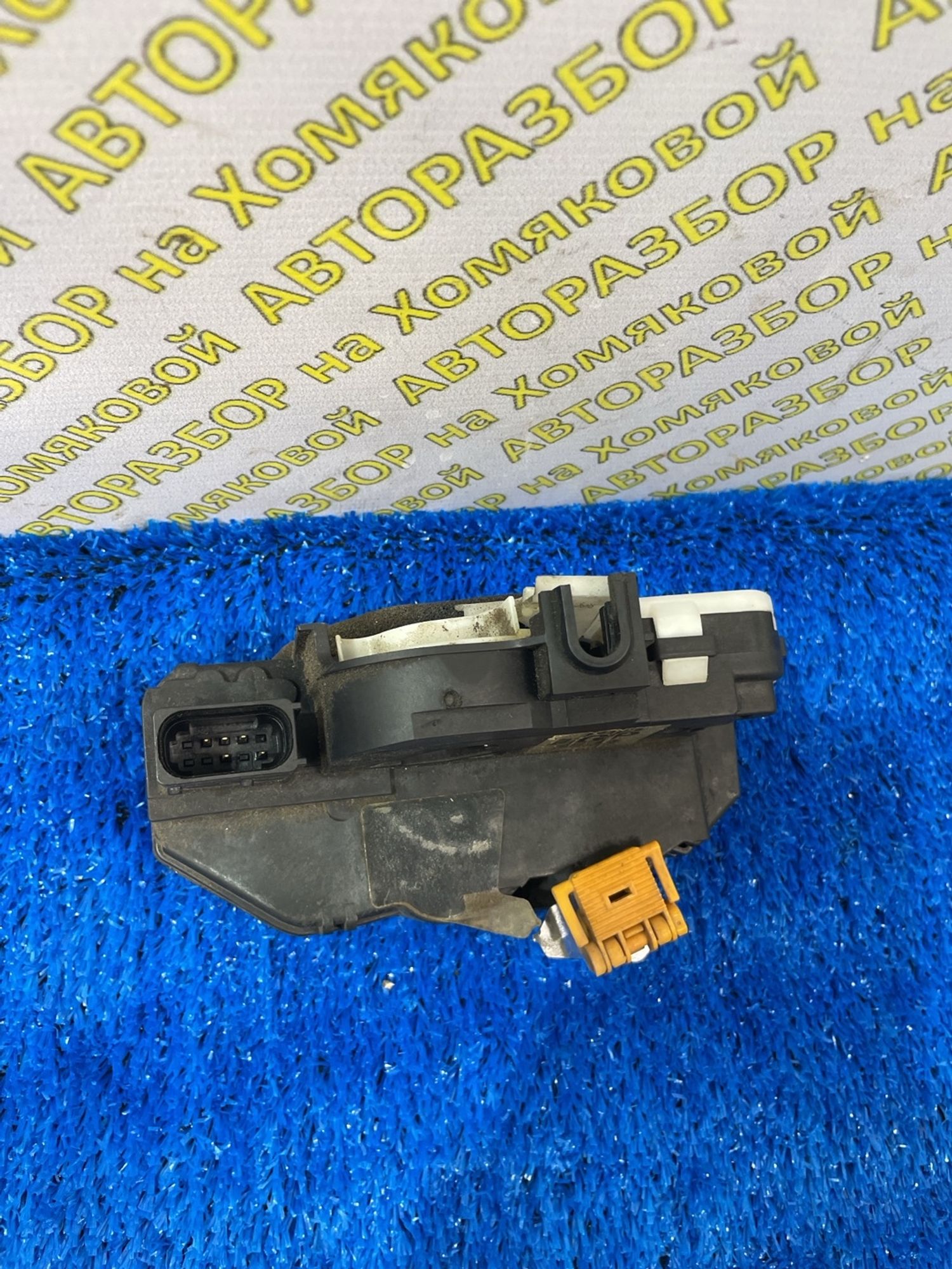 https://ycs.partsauto.market/partsauto-images/thmbs/userImages/f92b14355489e3b224da6399a17e0798/part/8f05ffc4-4072-49ad-b7da-e60dfe636127_1788507589207.jpg