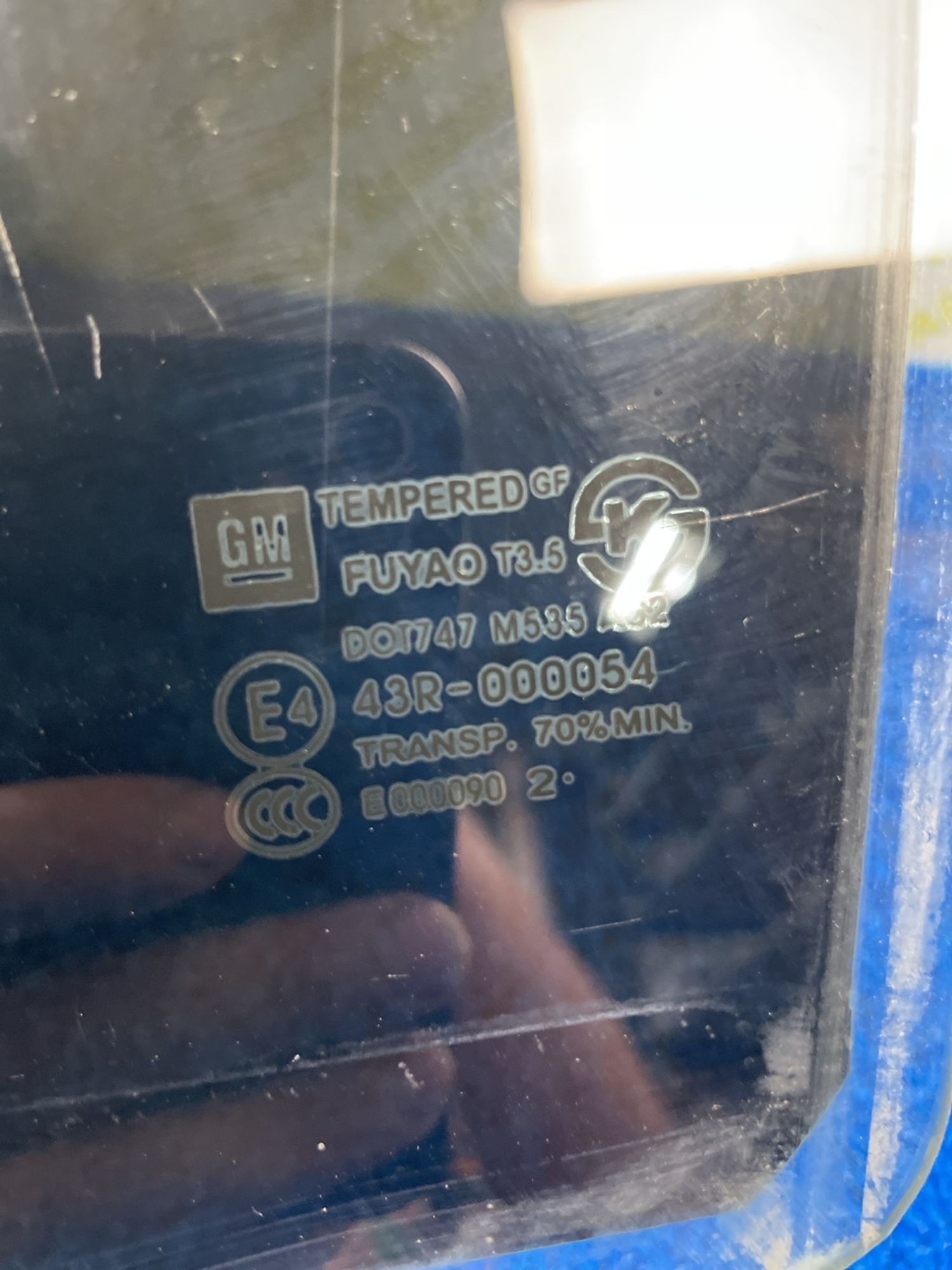 https://ycs.partsauto.market/partsauto-images/thmbs/userImages/f92b14355489e3b224da6399a17e0798/part/91f9bd11-f5ef-4c74-a255-2b2ca911b06d_1788505916678.jpg