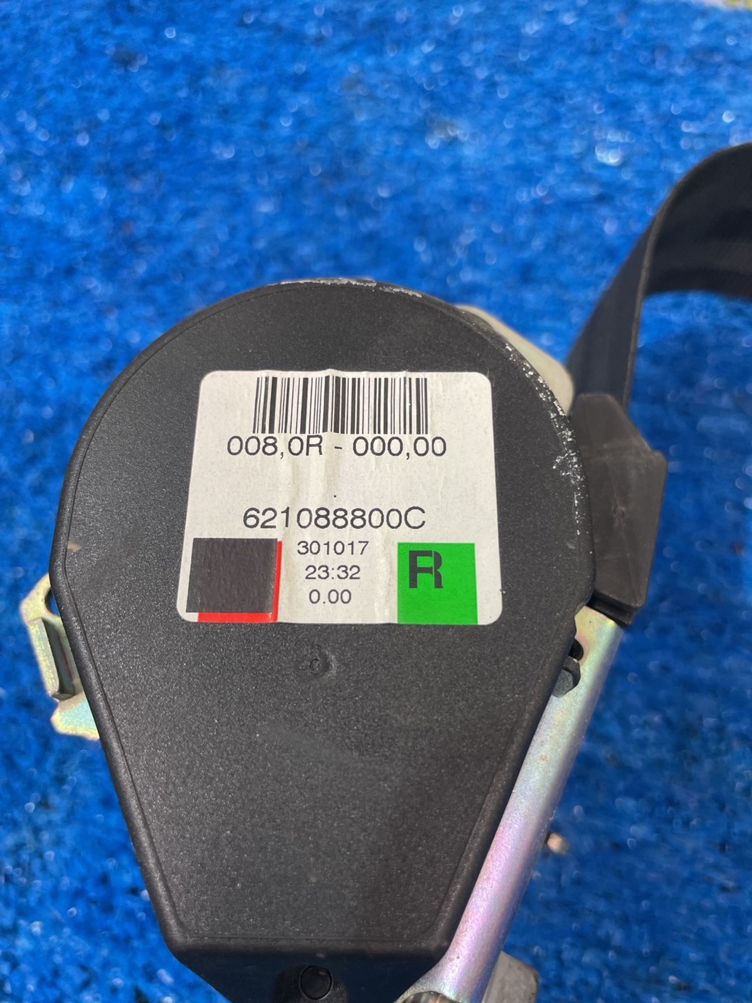 https://ycs.partsauto.market/partsauto-images/thmbs/userImages/f92b14355489e3b224da6399a17e0798/part/9525c888-4f4a-4b2a-8b30-9ceee75cafba_1774446455084.jpg