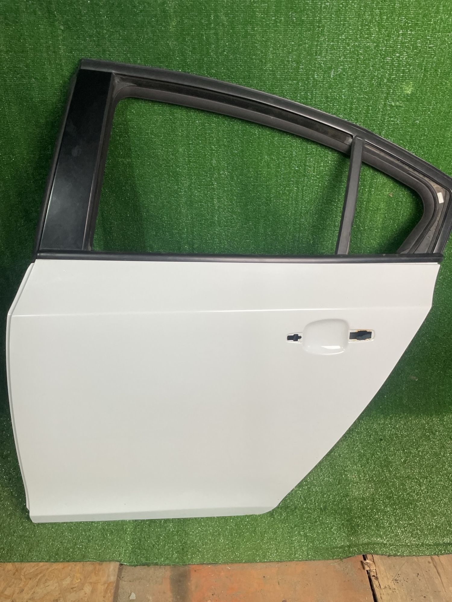https://ycs.partsauto.market/partsauto-images/thmbs/userImages/f92b14355489e3b224da6399a17e0798/part/9b4f87f8-426a-4a29-a227-19349134d946_1788521978353.jpg