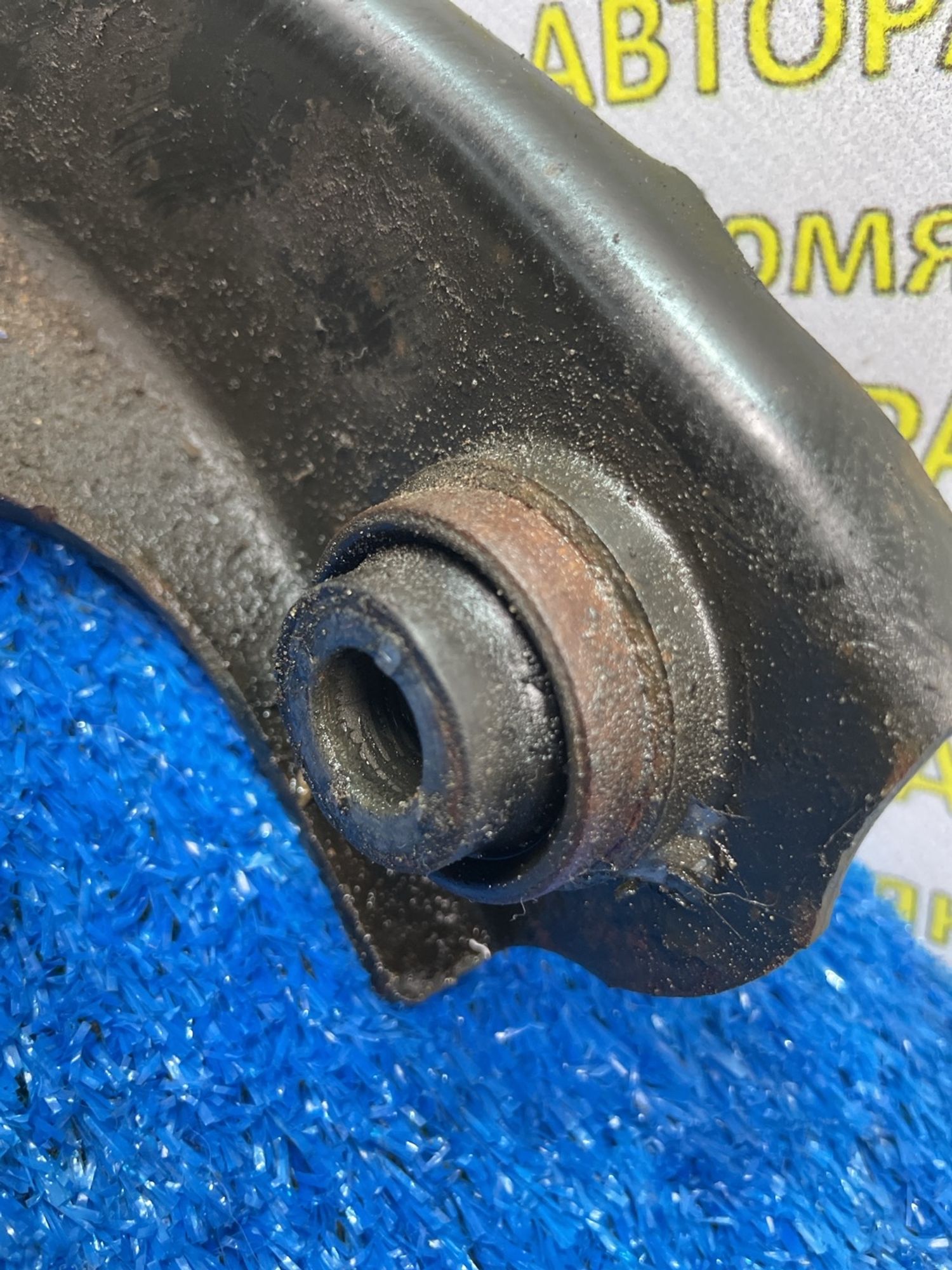 https://ycs.partsauto.market/partsauto-images/thmbs/userImages/f92b14355489e3b224da6399a17e0798/part/9d37a9fb-7fbc-46a6-8a36-8255efbb0113_1774863073960.jpg