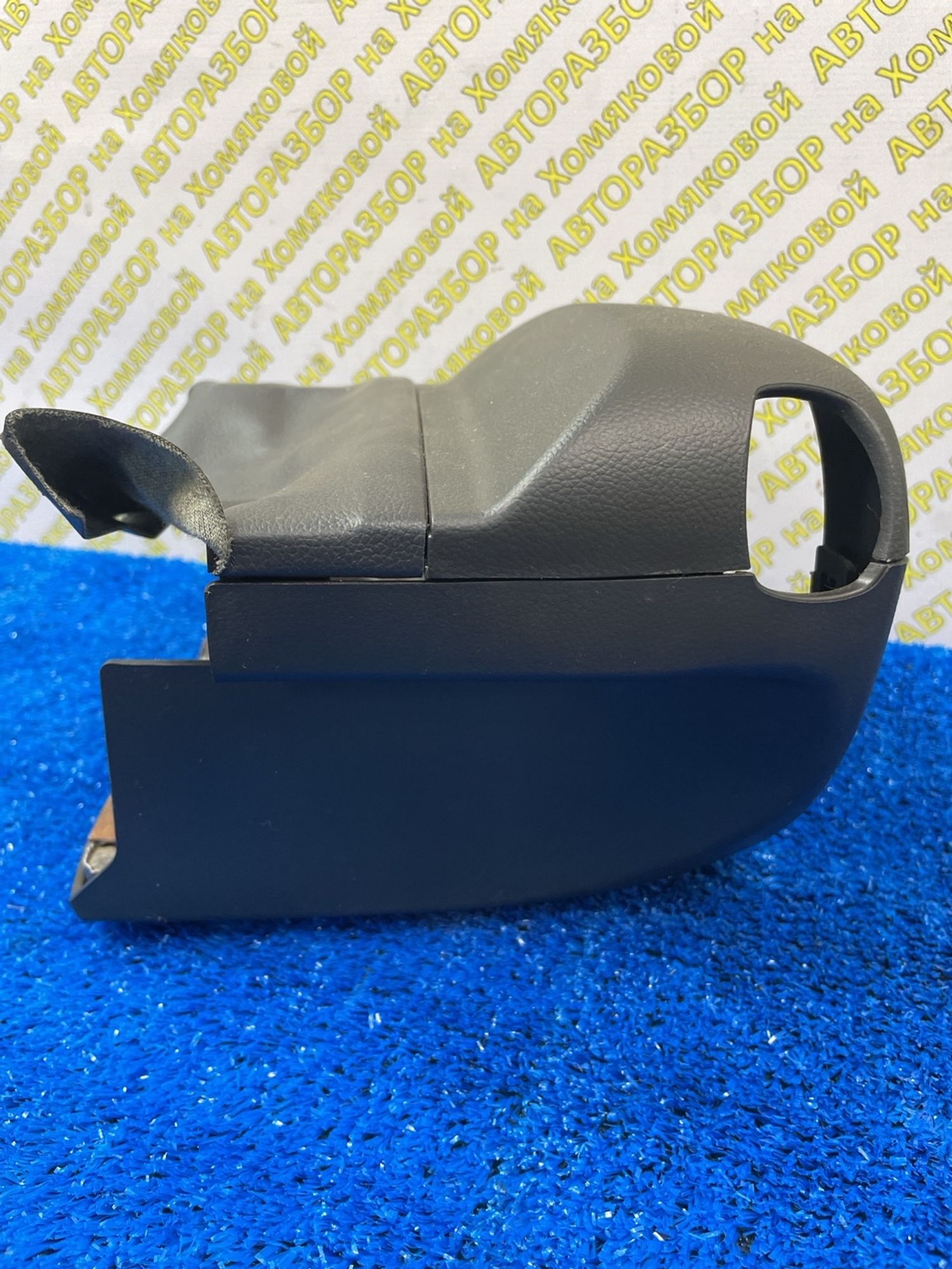 https://ycs.partsauto.market/partsauto-images/thmbs/userImages/f92b14355489e3b224da6399a17e0798/part/9e80fbf6-f2f4-40af-972e-9f04cd18f303_1789041322111.jpg