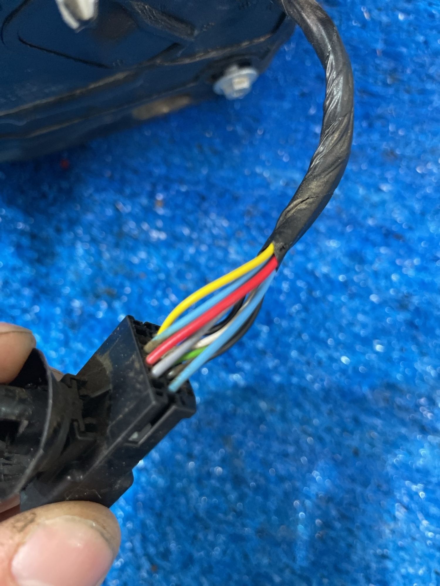 https://ycs.partsauto.market/partsauto-images/thmbs/userImages/f92b14355489e3b224da6399a17e0798/part/a0fe89bd-b69c-41c2-91cd-2d5fadf335af_1778663048753.jpg