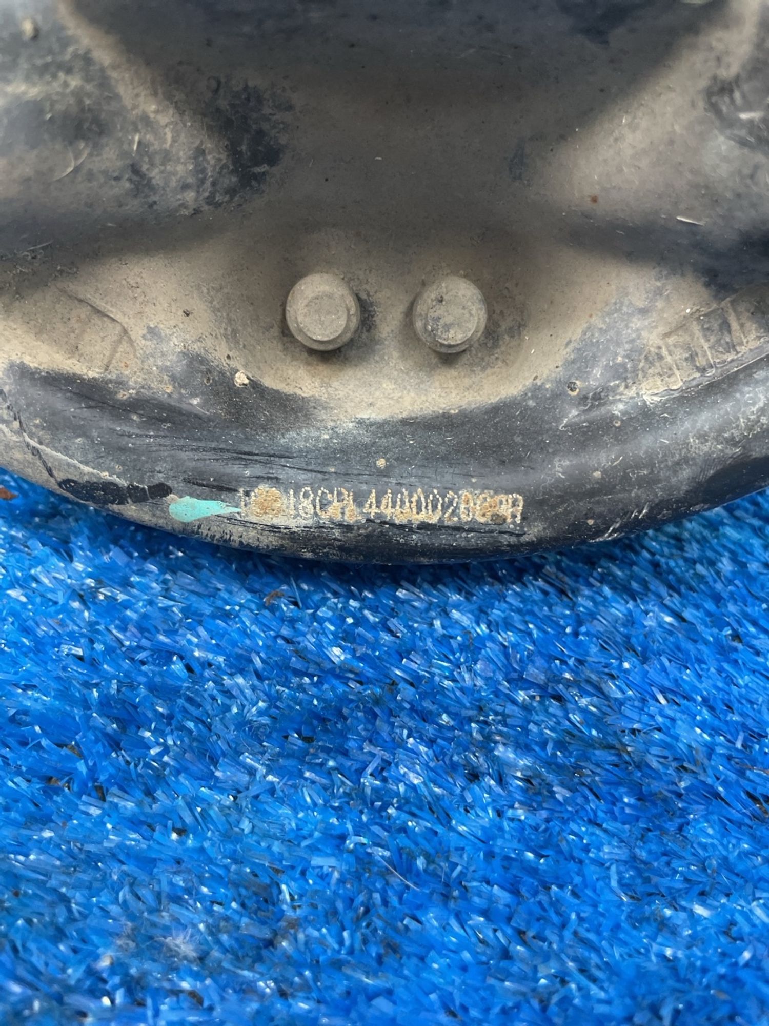 https://ycs.partsauto.market/partsauto-images/thmbs/userImages/f92b14355489e3b224da6399a17e0798/part/aa343e28-e567-4a5e-a6e9-22f49c364324_1779348055640.jpg