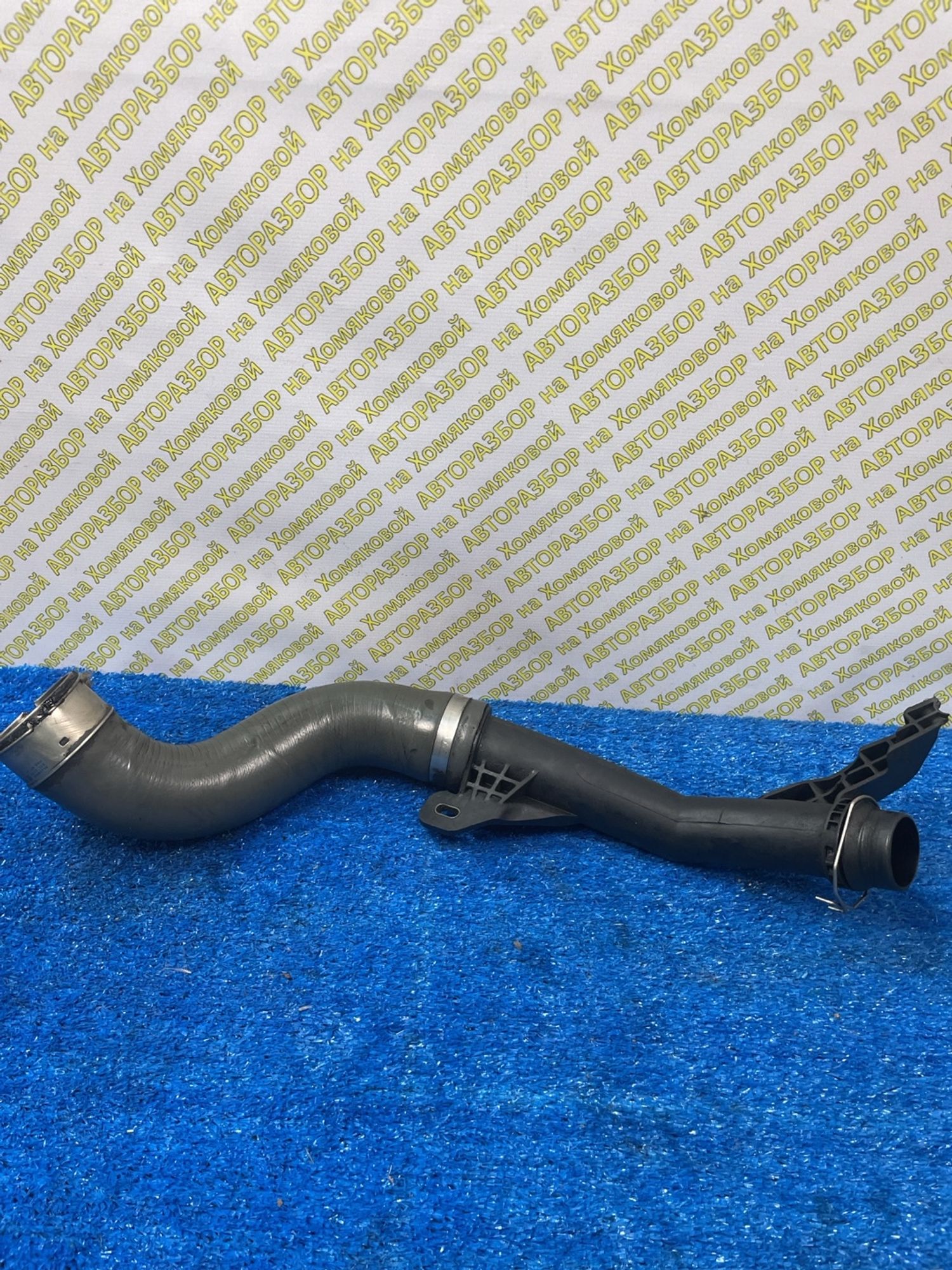 https://ycs.partsauto.market/partsauto-images/thmbs/userImages/f92b14355489e3b224da6399a17e0798/part/aadef0bb-863c-40c5-85f3-b88942065a30_1774858463732.jpg