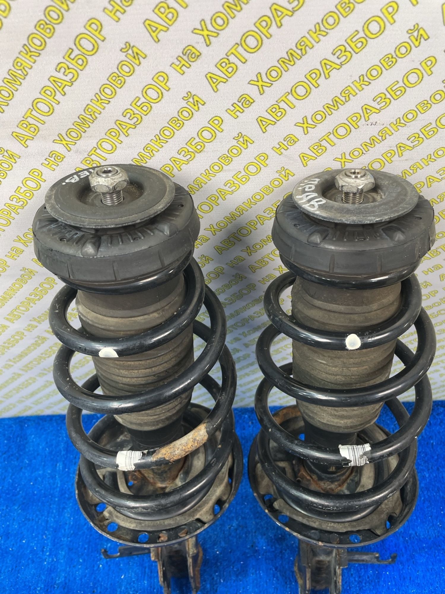 https://ycs.partsauto.market/partsauto-images/thmbs/userImages/f92b14355489e3b224da6399a17e0798/part/b1e49445-1afc-4f76-9dcf-a02293e1ab25_1789308214611.jpg