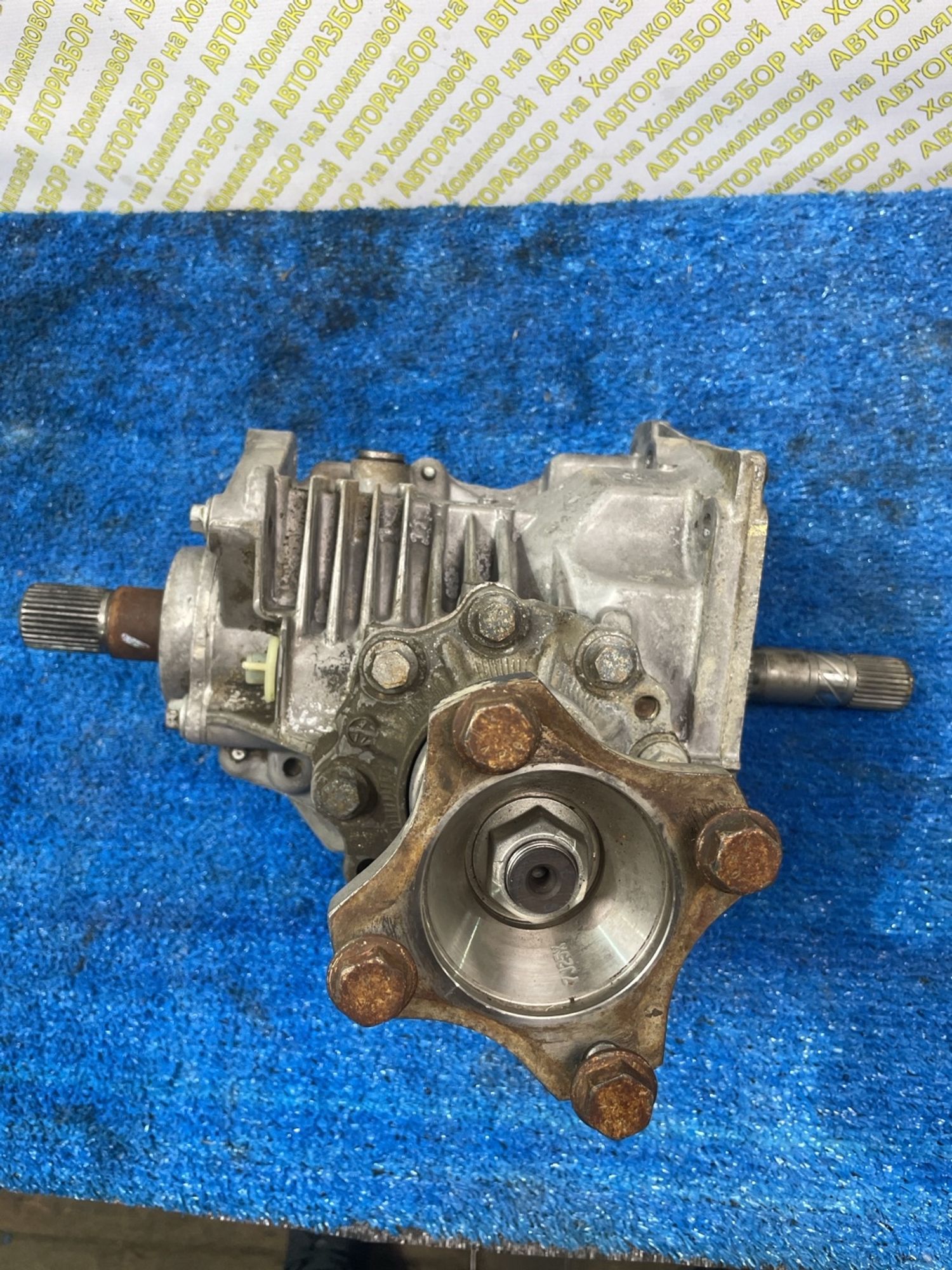 https://ycs.partsauto.market/partsauto-images/thmbs/userImages/f92b14355489e3b224da6399a17e0798/part/b44c7155-a45f-415b-a1bb-c071b630598e_1778496144367.jpg