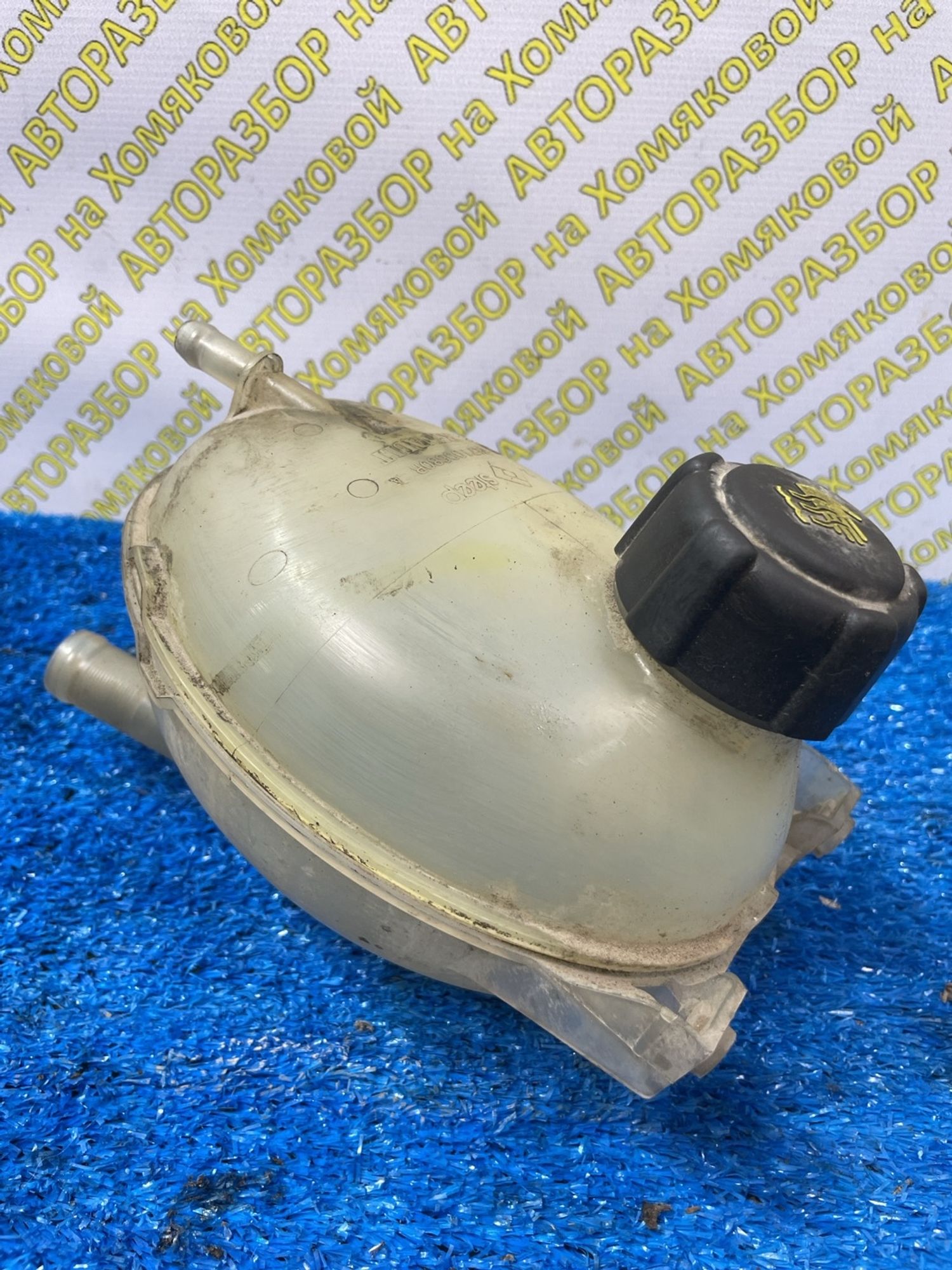 https://ycs.partsauto.market/partsauto-images/thmbs/userImages/f92b14355489e3b224da6399a17e0798/part/b587226a-98ed-4063-89ac-e1a3d7075849_1774867591054.jpg
