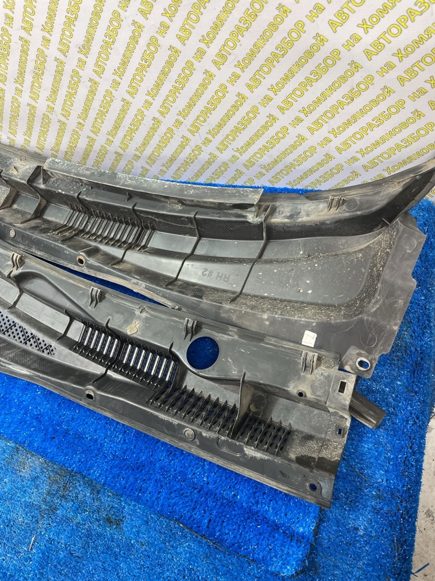 https://ycs.partsauto.market/partsauto-images/thmbs/userImages/f92b14355489e3b224da6399a17e0798/part/bb01f58f-1d5d-4132-b92b-4c9ce586d661_1789036342646.jpg