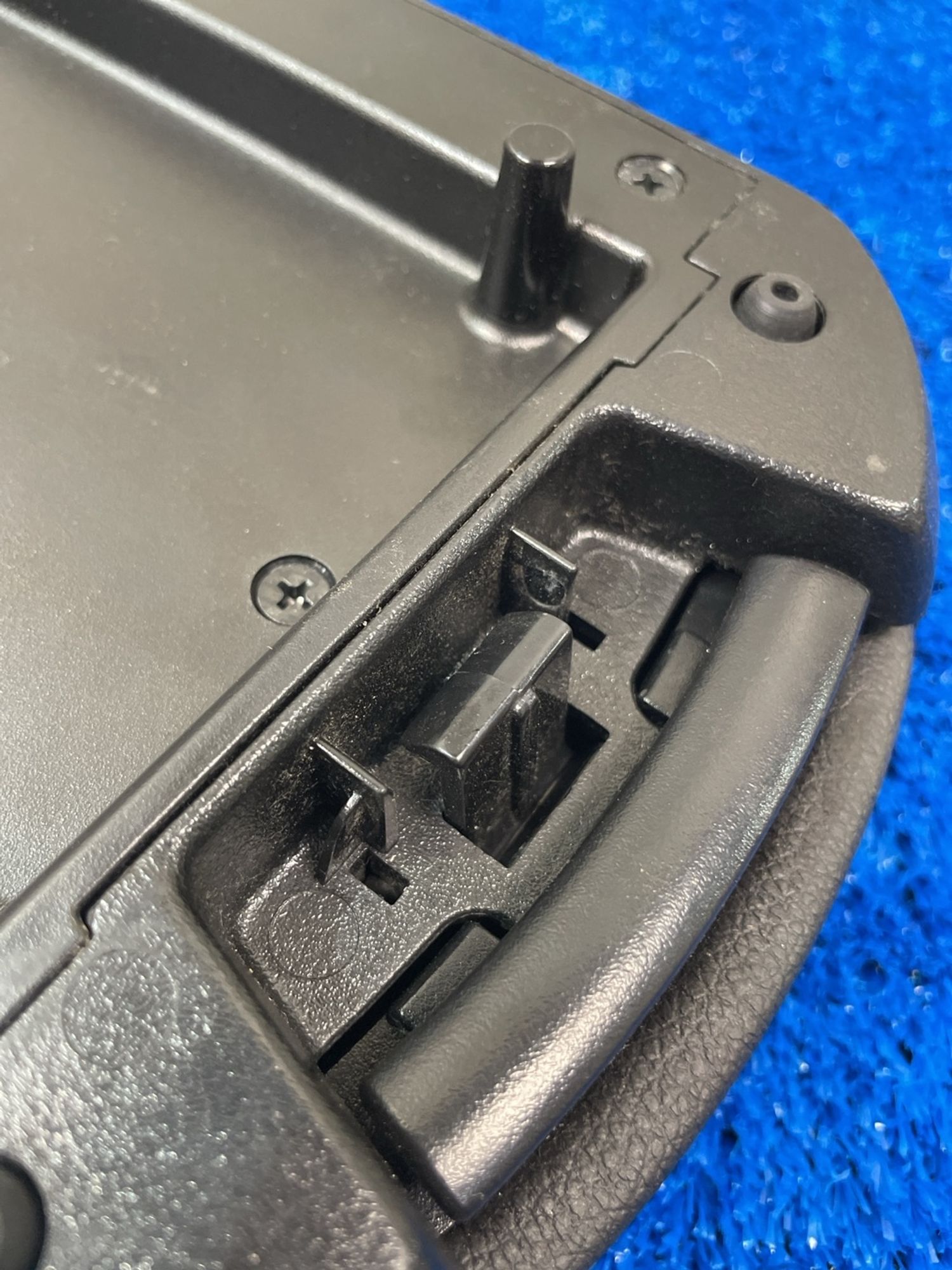 https://ycs.partsauto.market/partsauto-images/thmbs/userImages/f92b14355489e3b224da6399a17e0798/part/bb546b48-d917-4ae8-9c1f-ab7125857f4f_1789036106649.jpg