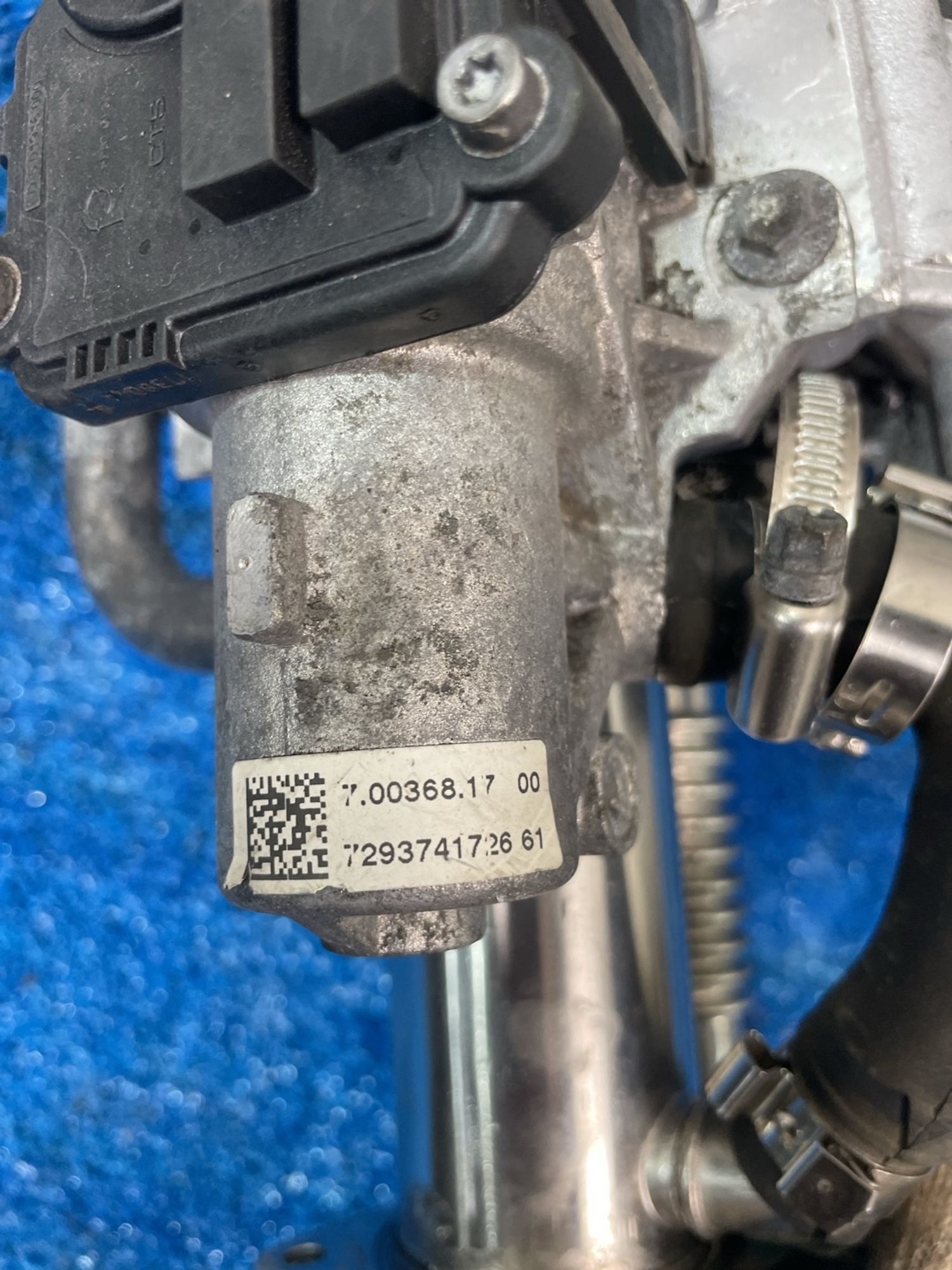 https://ycs.partsauto.market/partsauto-images/thmbs/userImages/f92b14355489e3b224da6399a17e0798/part/c1ae42ae-f322-451a-a29d-d21d87154fe9_1778496262774.jpg