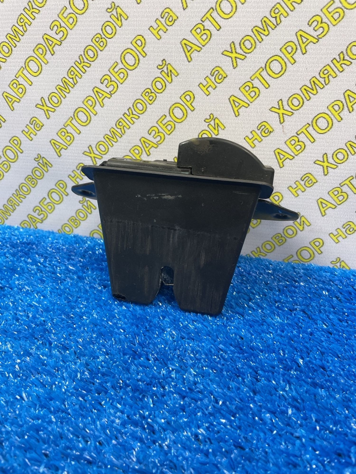 https://ycs.partsauto.market/partsauto-images/thmbs/userImages/f92b14355489e3b224da6399a17e0798/part/caf2bcf1-a102-4fbf-a960-459b93a3ad0b_1772703237875.jpg