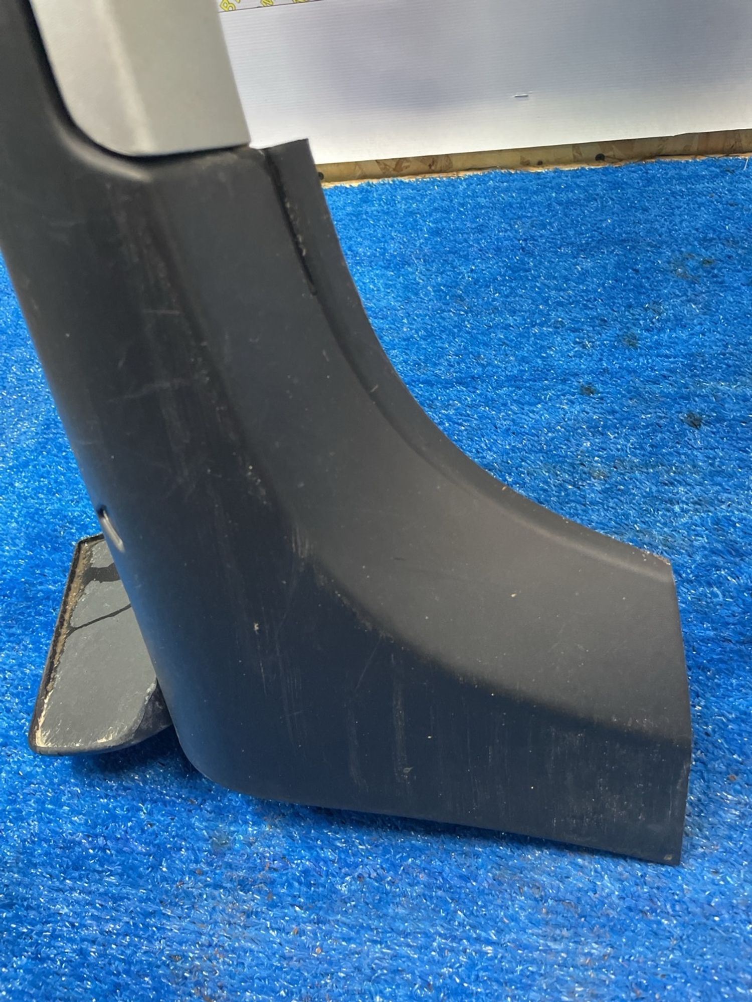 https://ycs.partsauto.market/partsauto-images/thmbs/userImages/f92b14355489e3b224da6399a17e0798/part/cbf556e6-f457-45c9-8a1c-76122c841c8e_1775131762492.jpg