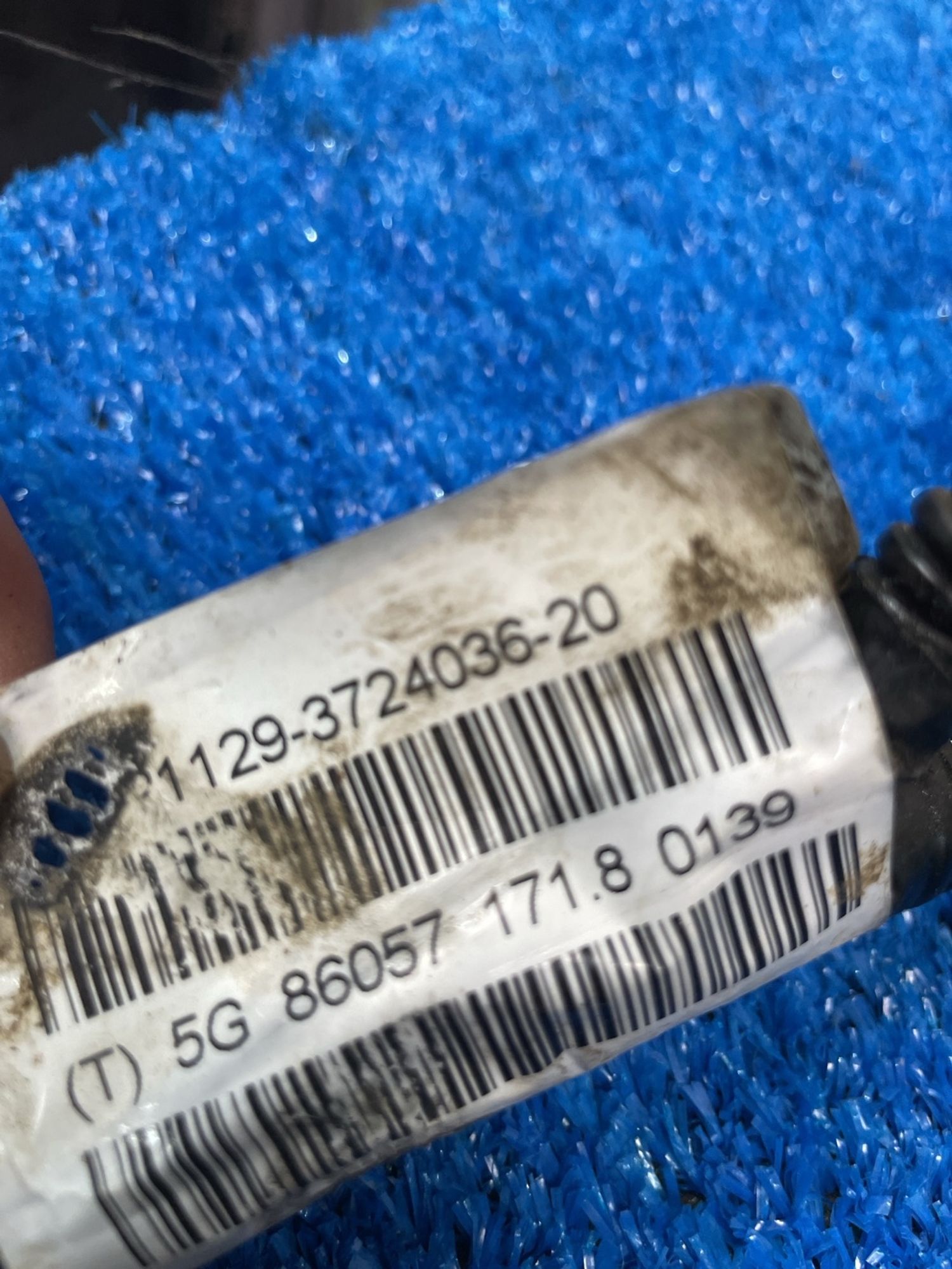 https://ycs.partsauto.market/partsauto-images/thmbs/userImages/f92b14355489e3b224da6399a17e0798/part/d18ca135-db57-4334-8410-c63abfdda4be_1779351986358.jpg