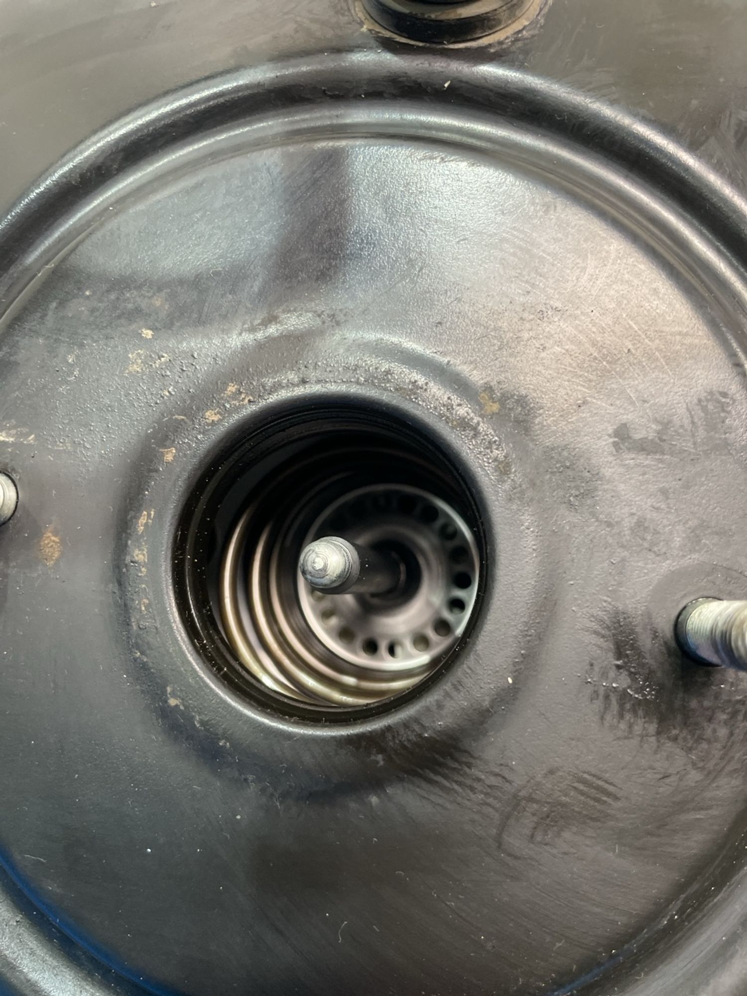 https://ycs.partsauto.market/partsauto-images/thmbs/userImages/f92b14355489e3b224da6399a17e0798/part/d35ee14f-4b7d-41e5-b323-80ea244e55f6_1774862209972.jpg