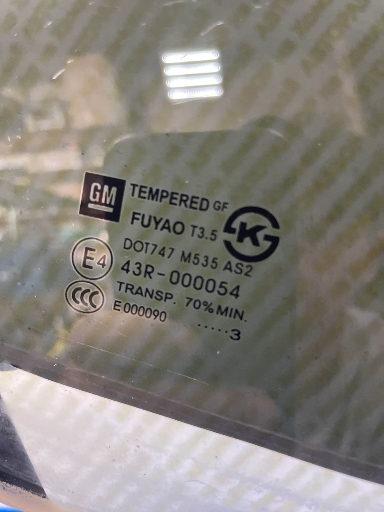 https://ycs.partsauto.market/partsauto-images/thmbs/userImages/f92b14355489e3b224da6399a17e0798/part/d7a726a1-c3ae-4233-92d3-0f700d473c5d_1788510437642.jpg