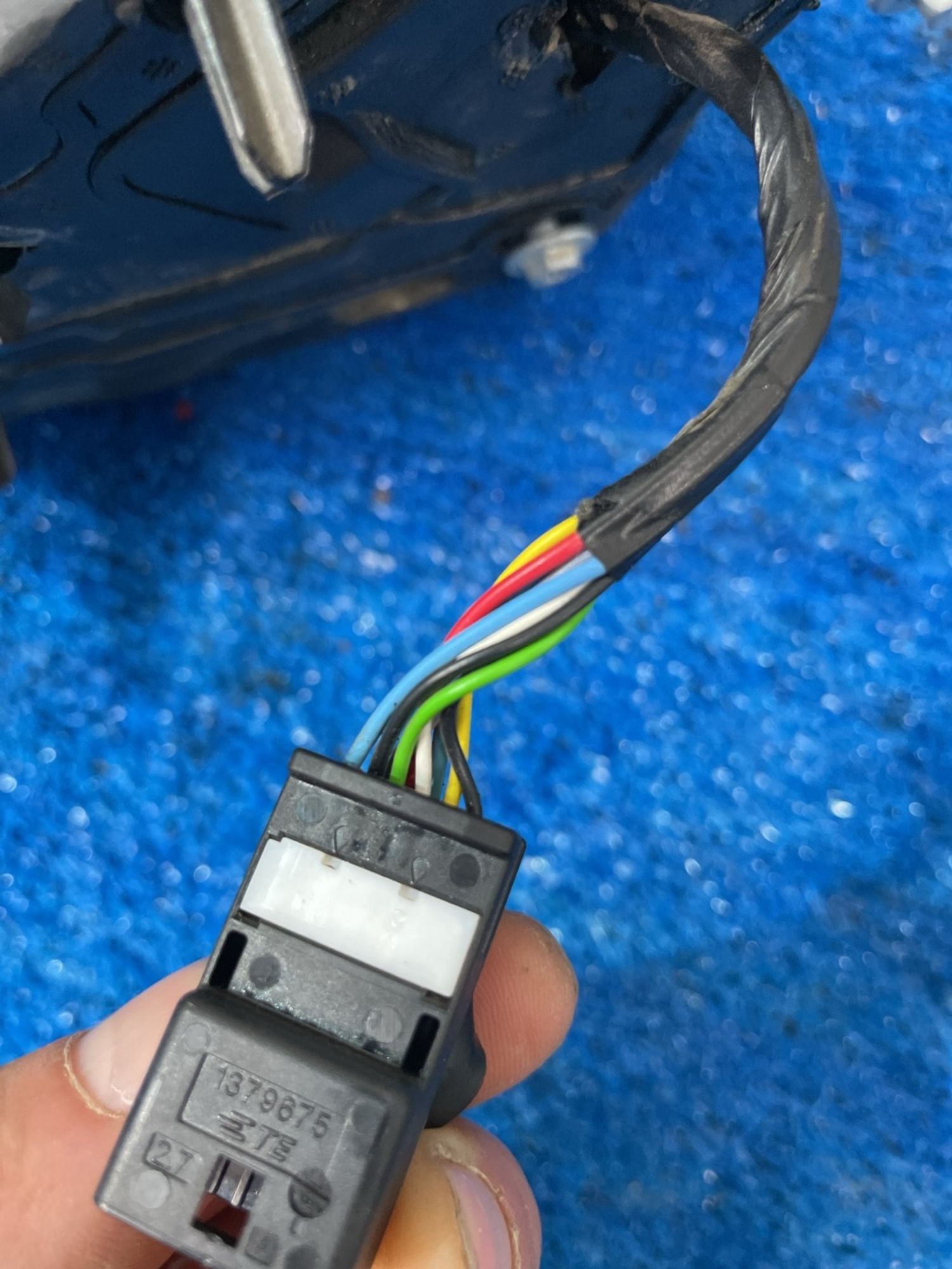 https://ycs.partsauto.market/partsauto-images/thmbs/userImages/f92b14355489e3b224da6399a17e0798/part/db512ece-10da-4602-b787-9825ed7318ce_1778663051624.jpg