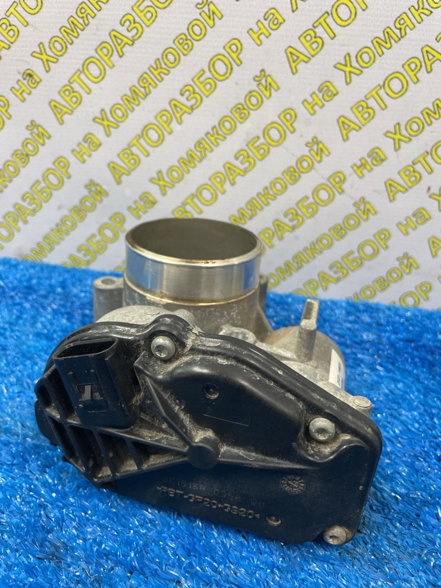 https://ycs.partsauto.market/partsauto-images/thmbs/userImages/f92b14355489e3b224da6399a17e0798/part/dd188116-dcfc-40b9-9719-e7f1d2bd1d68_1778681644834.jpg