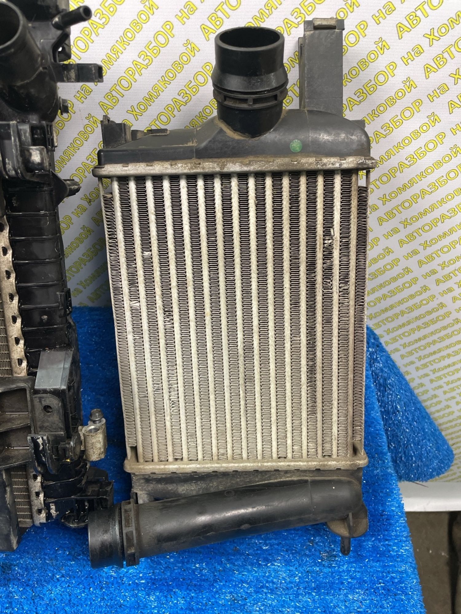 https://ycs.partsauto.market/partsauto-images/thmbs/userImages/f92b14355489e3b224da6399a17e0798/part/de6ad1a6-c185-4f1c-a19d-38705f087fcf_1774865593277.jpg