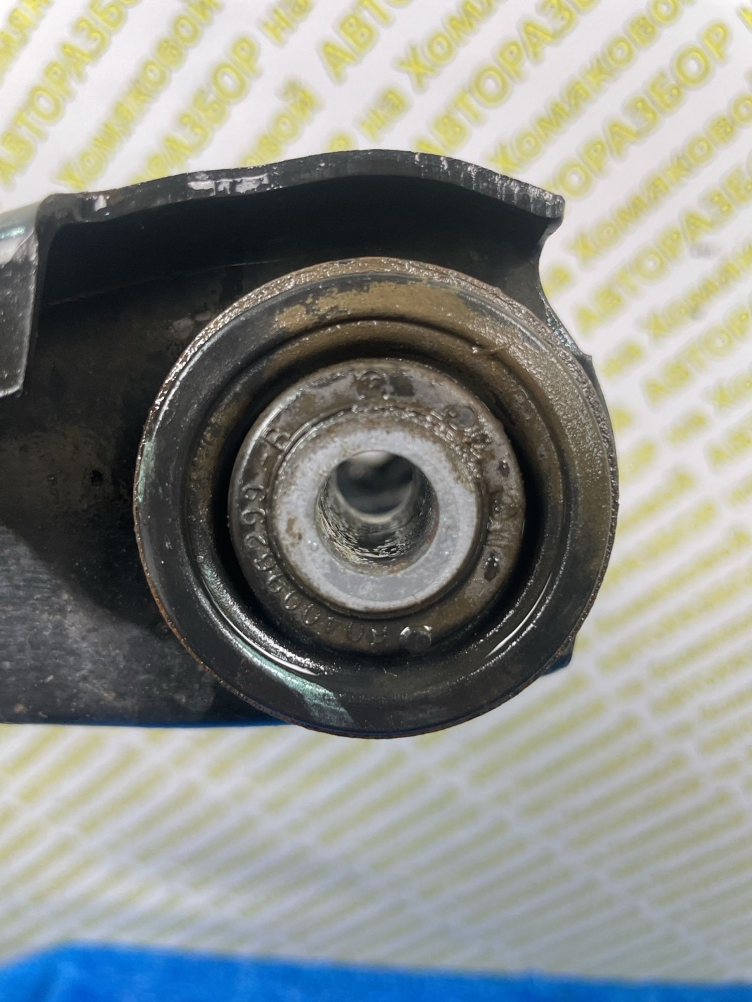 https://ycs.partsauto.market/partsauto-images/thmbs/userImages/f92b14355489e3b224da6399a17e0798/part/e446d3c8-9641-44ce-a4a8-07a33cb50bda_1778747256704.jpg